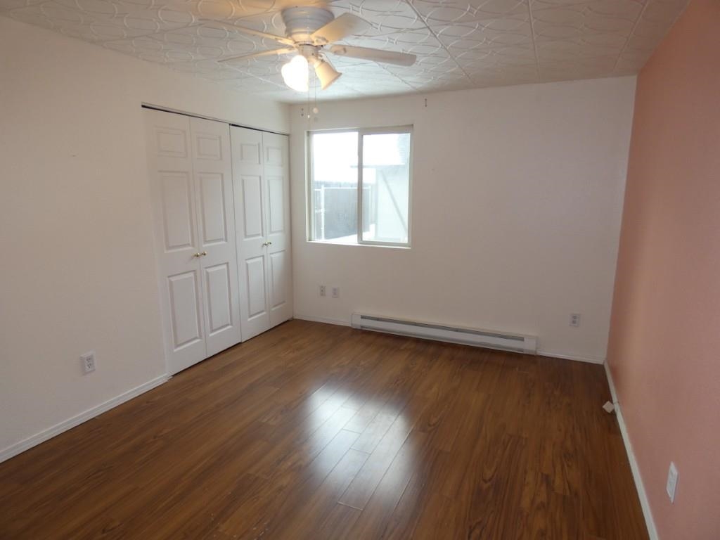 110 E Weile Ave - Photo 10
