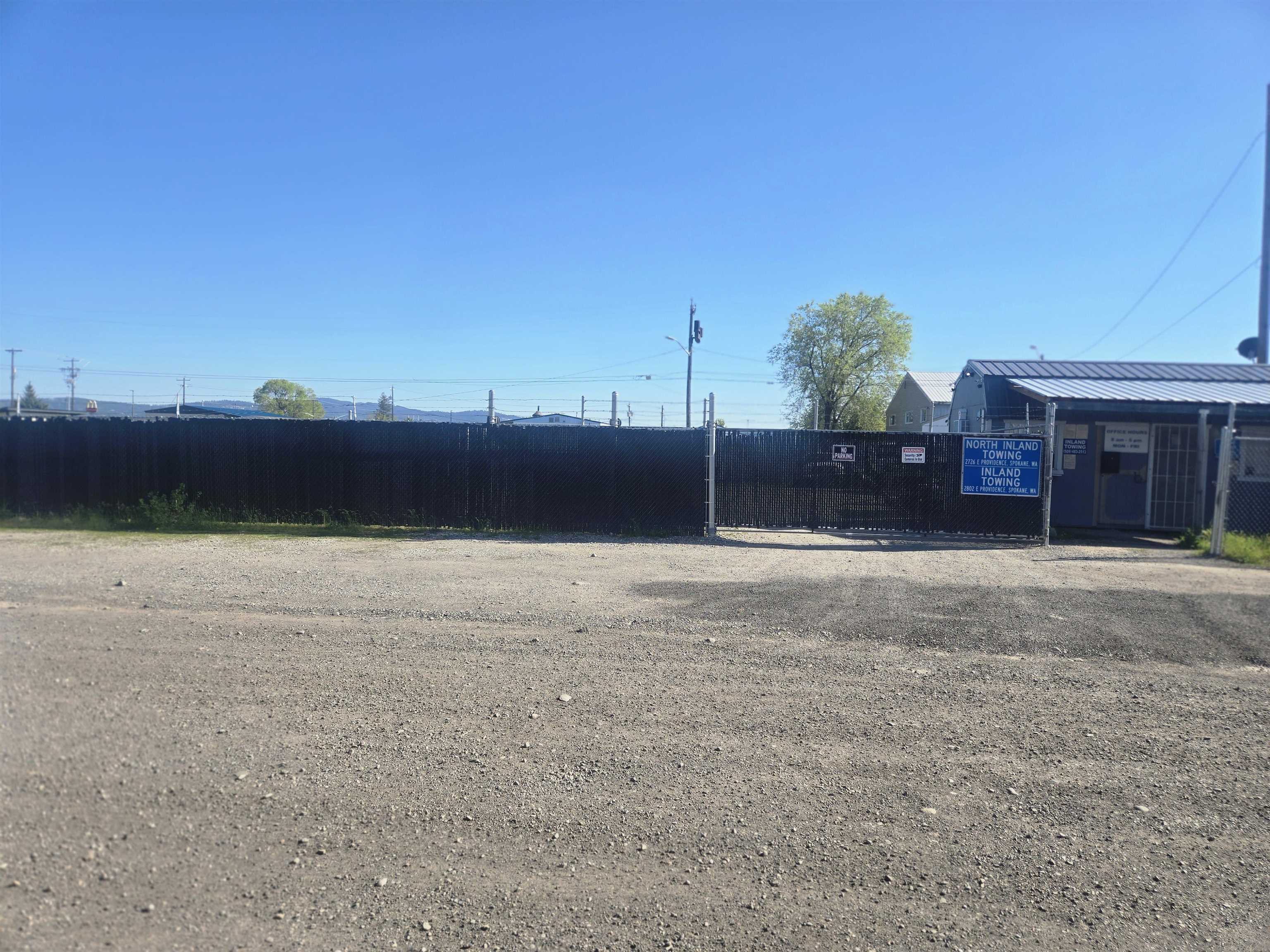 2726 E Providence Ave - Photo 2