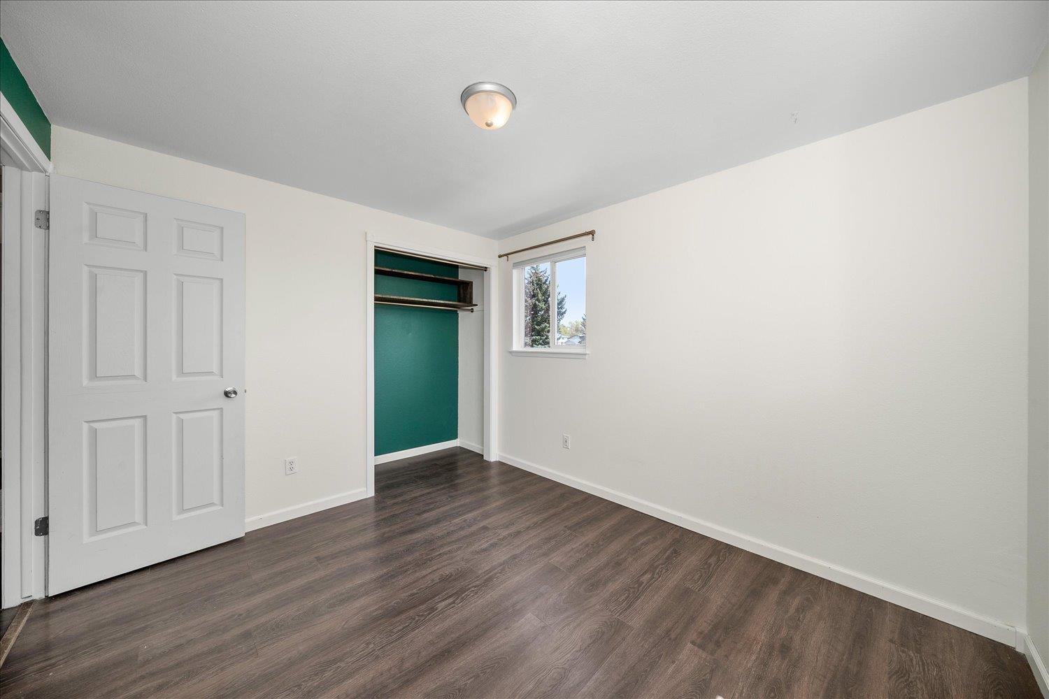 1323 Pineview St - Photo 13