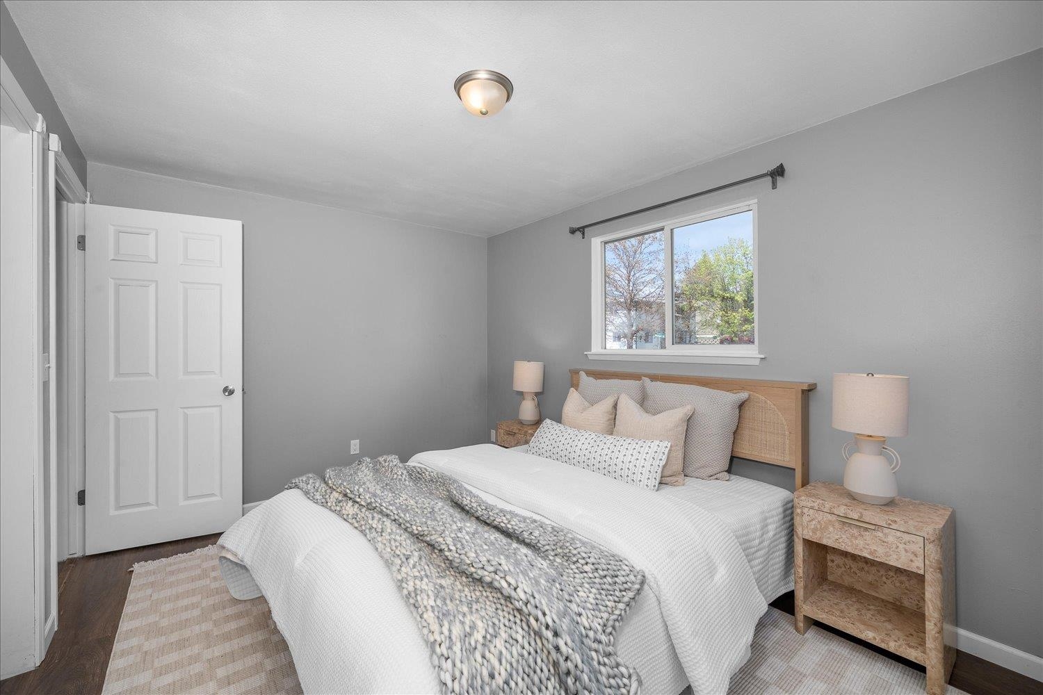 1323 Pineview St - Photo 7