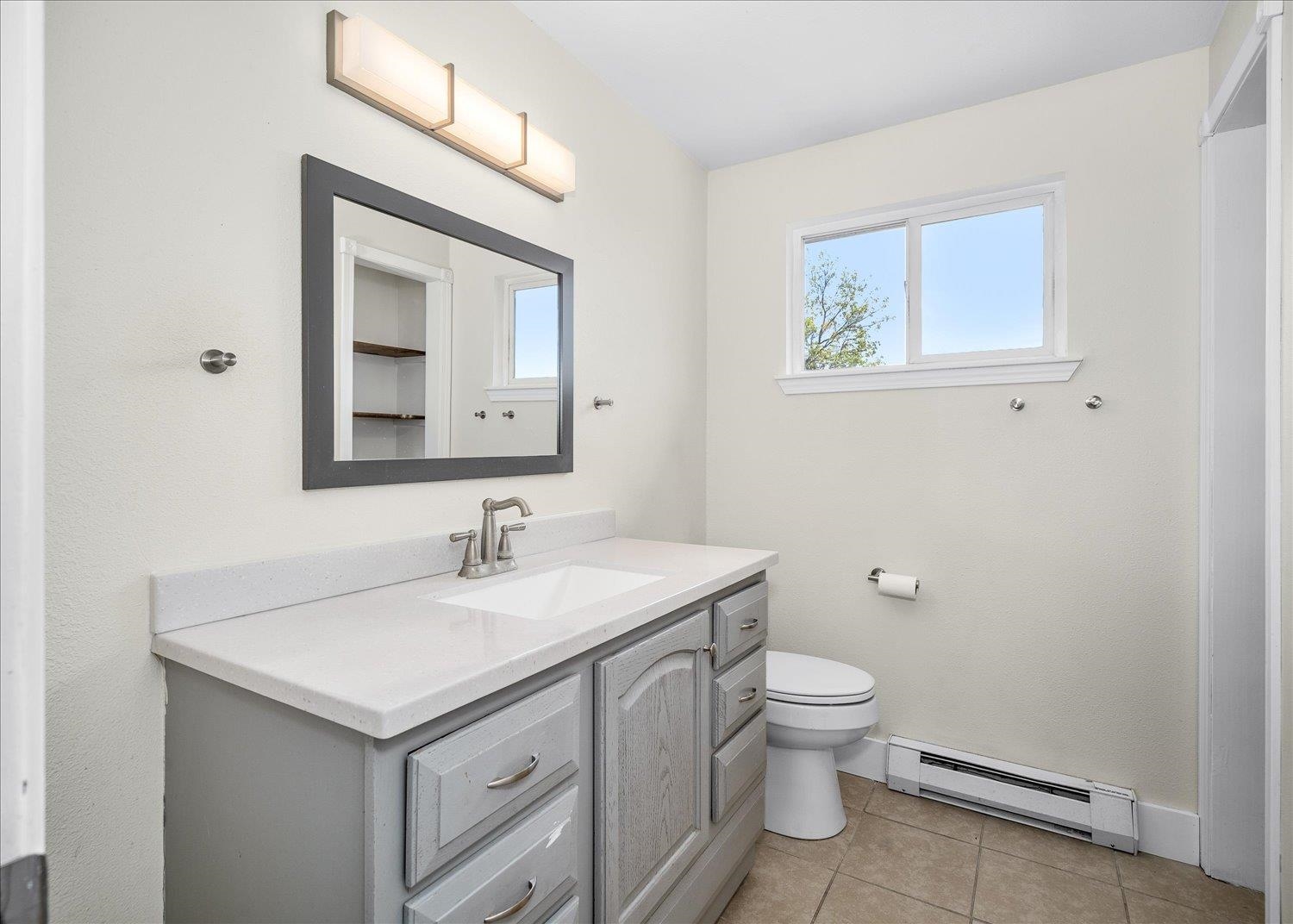 1323 Pineview St - Photo 8