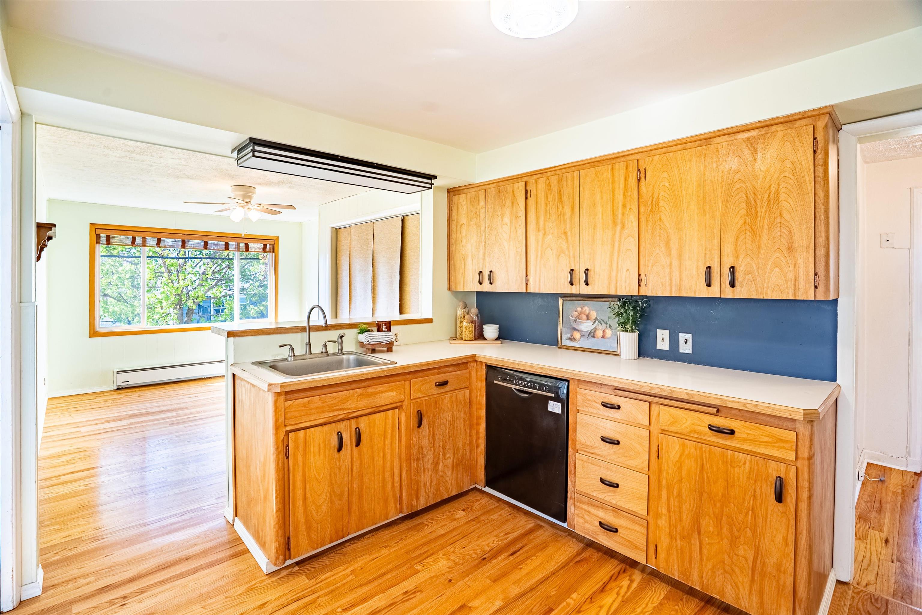 2703 W Rockwell Ave - Photo 7