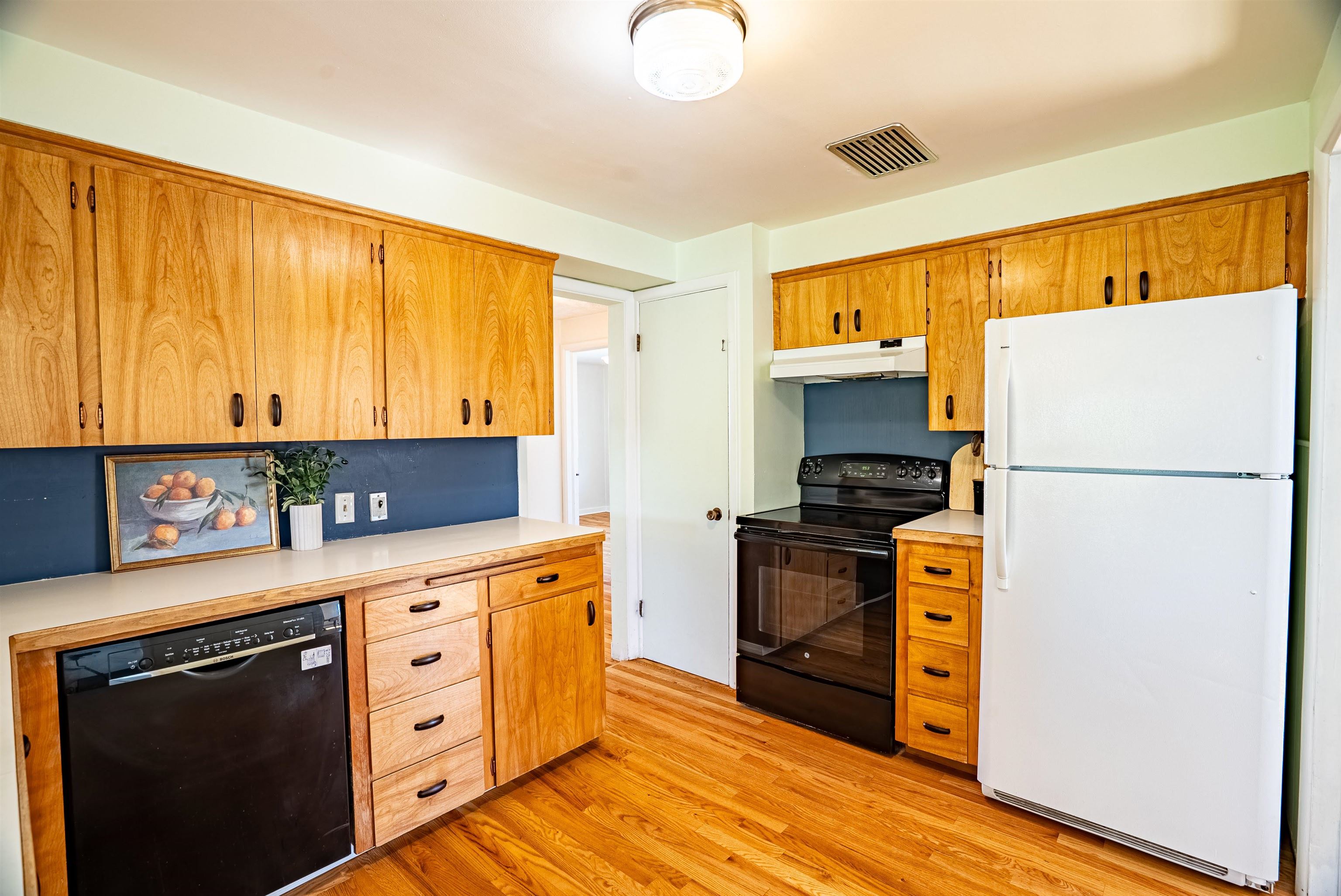 2703 W Rockwell Ave - Photo 8