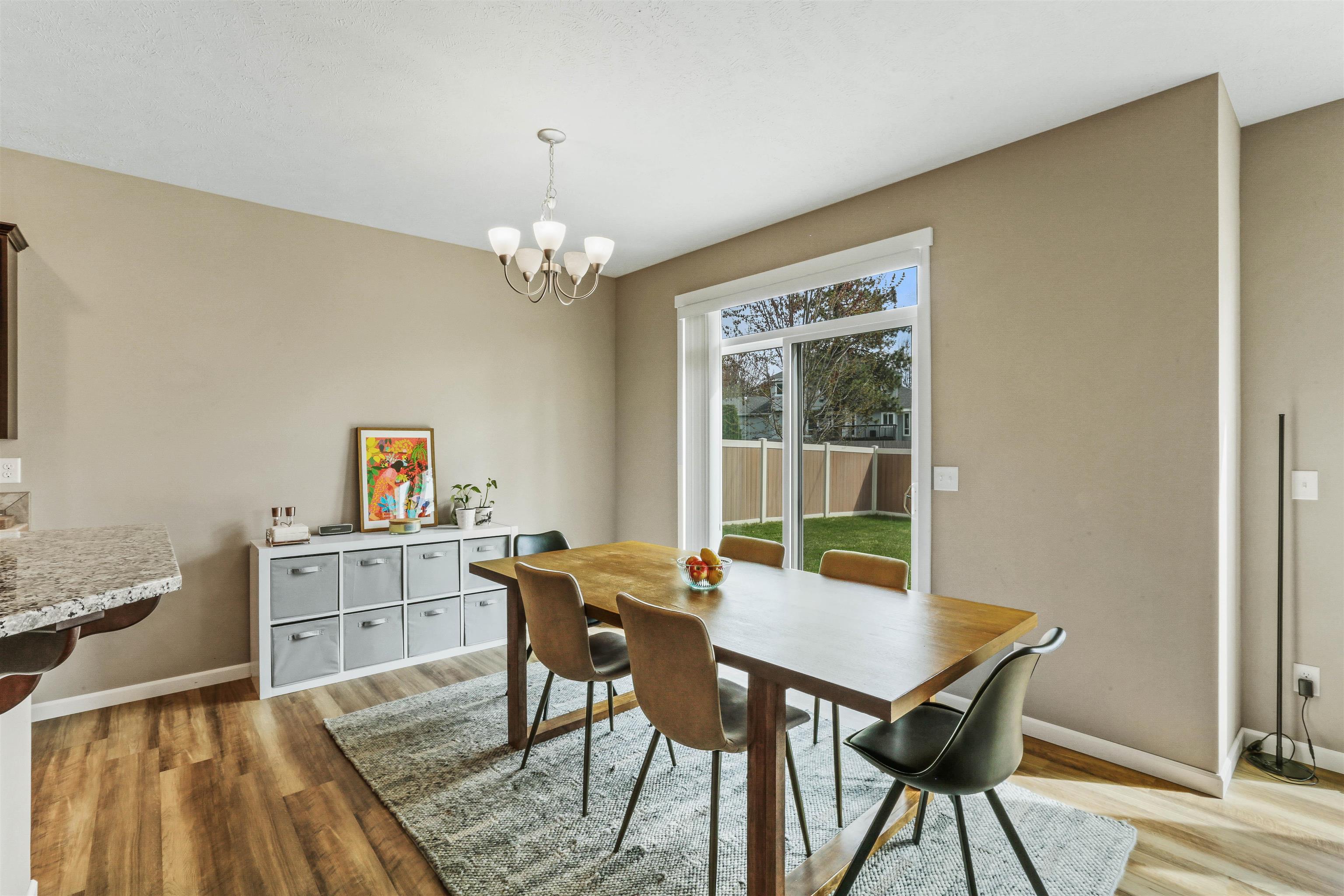 712 E Belle Ln - Photo 12