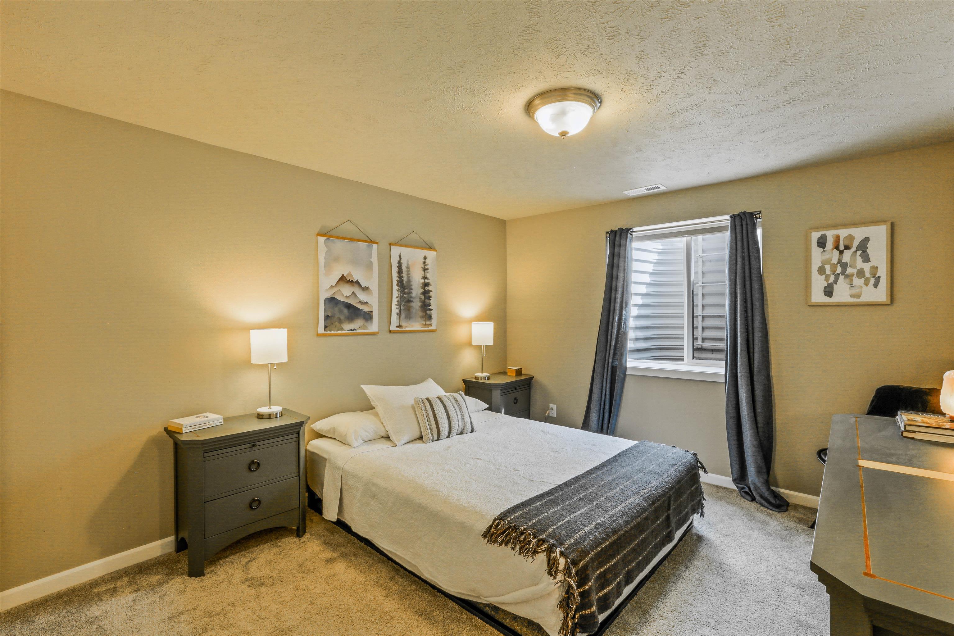 712 E Belle Ln - Photo 23
