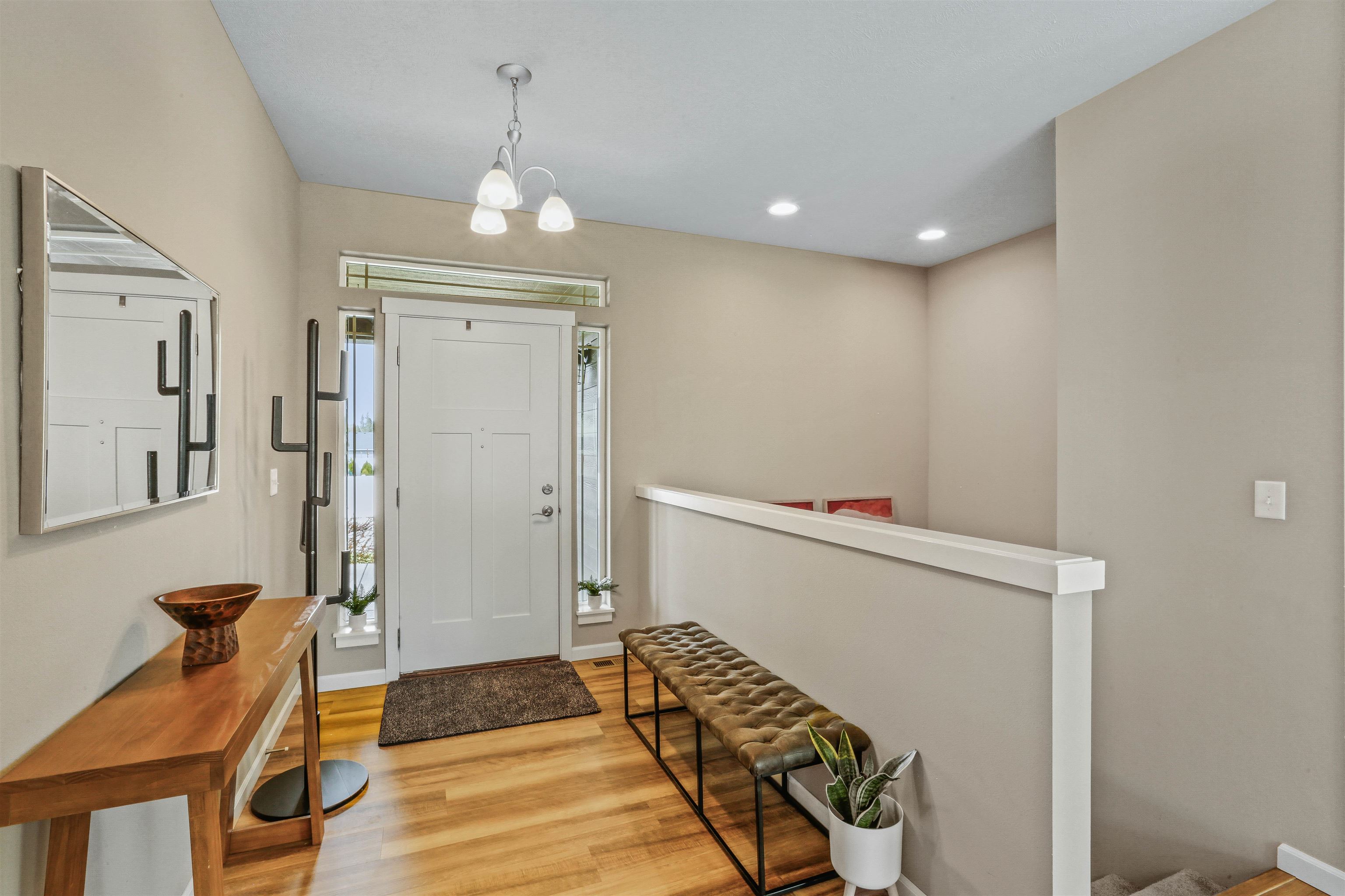 712 E Belle Ln - Photo 4