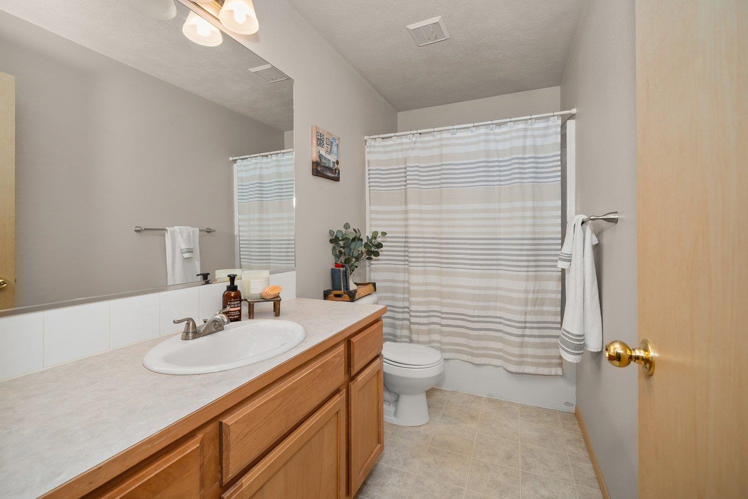 1712 N Drummond St - Photo 14