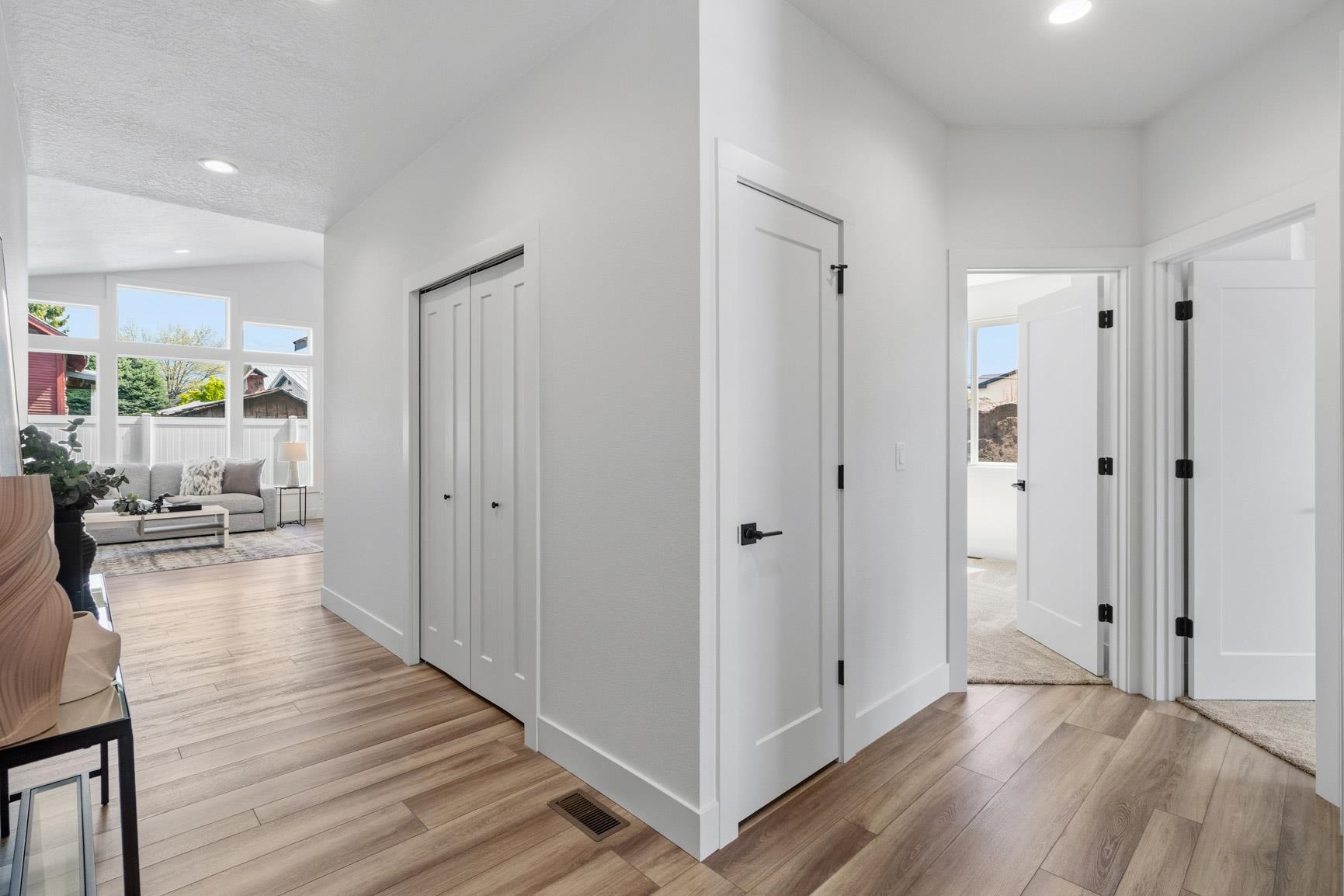 414 N Moen Ln - Photo 13
