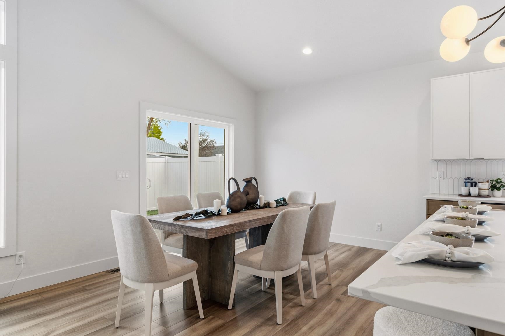414 N Moen Ln - Photo 6