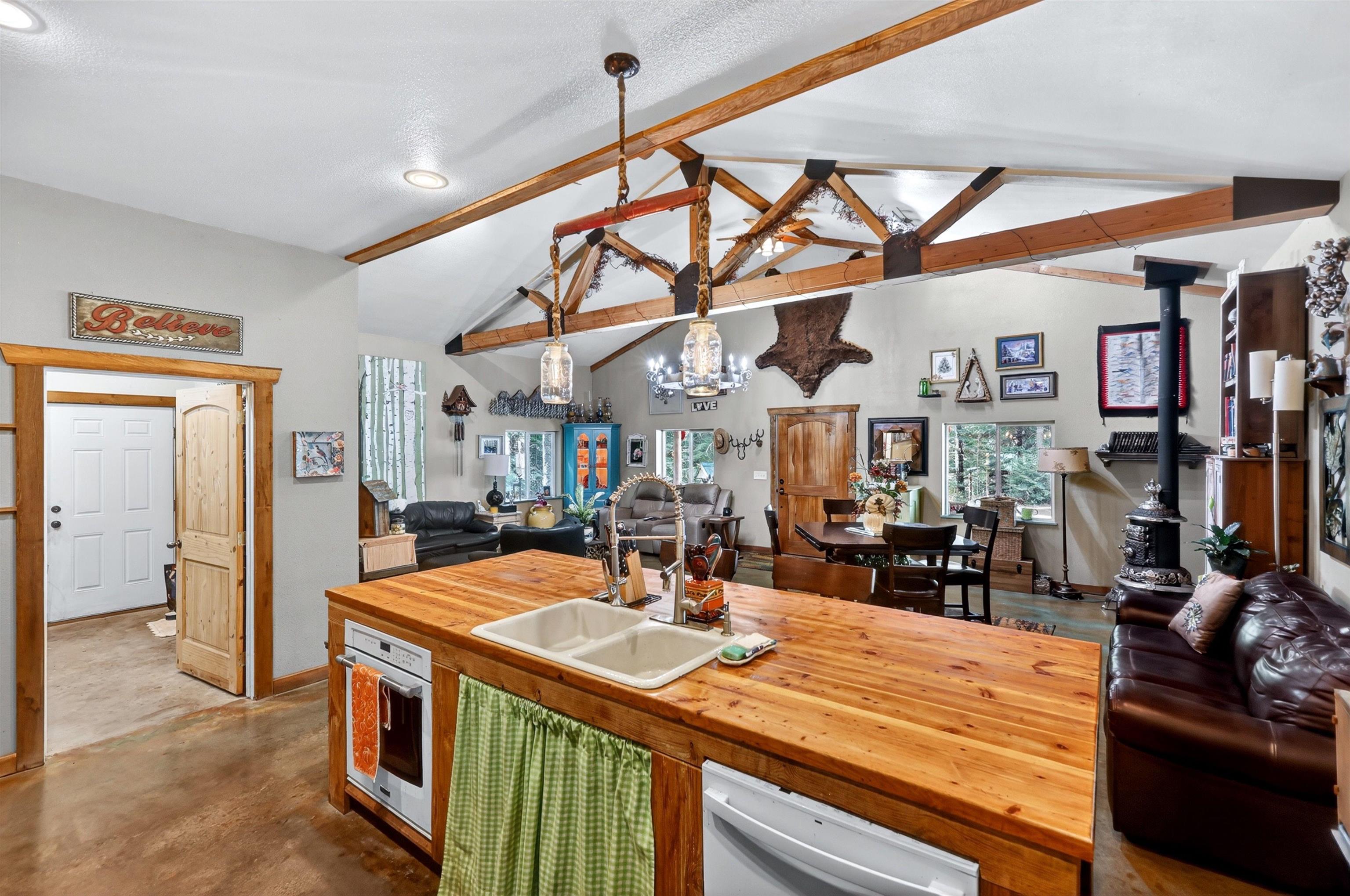 1082 Balcom Rd - Photo 13