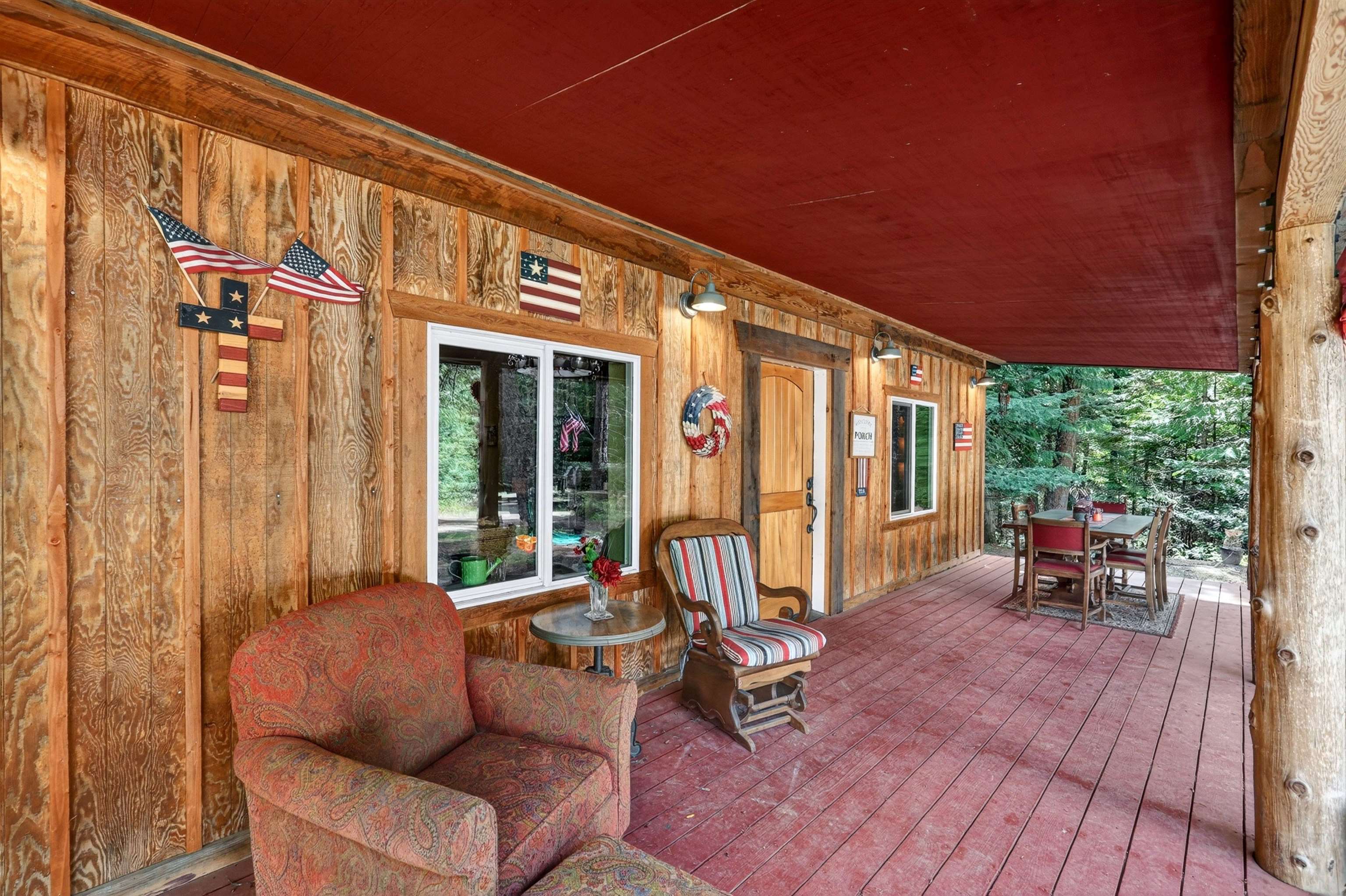 1082 Balcom Rd - Photo 3