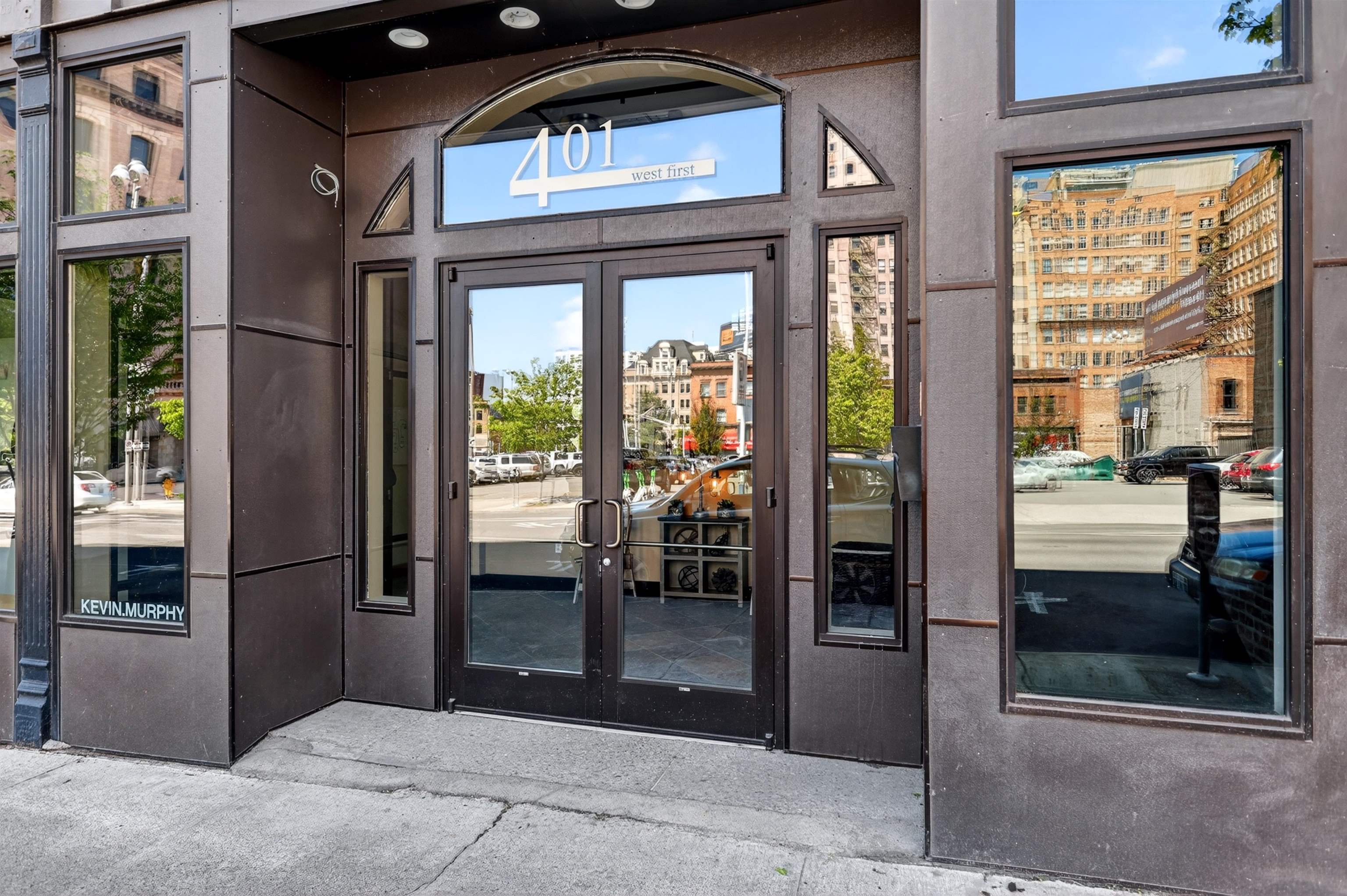 401 W 1st Ave - Photo 1