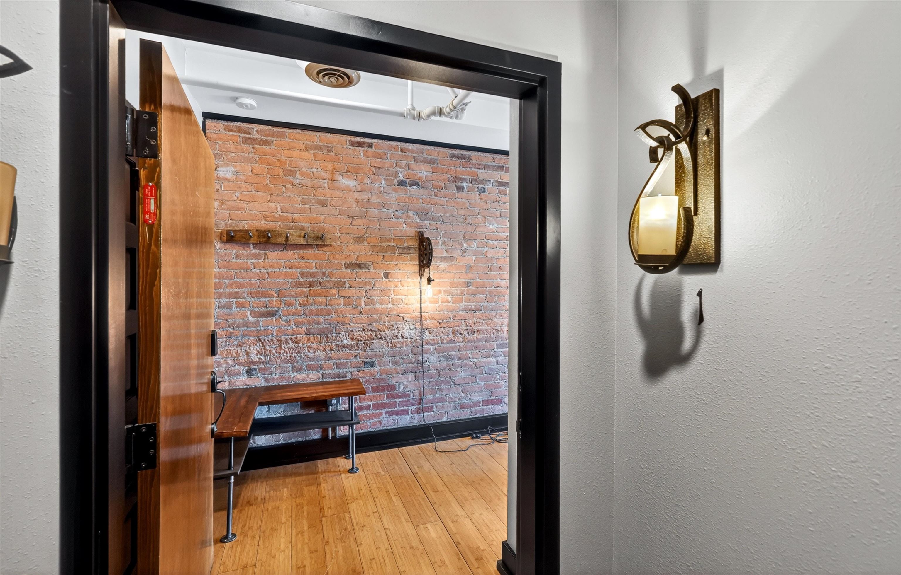 401 W 1st Ave - Photo 5