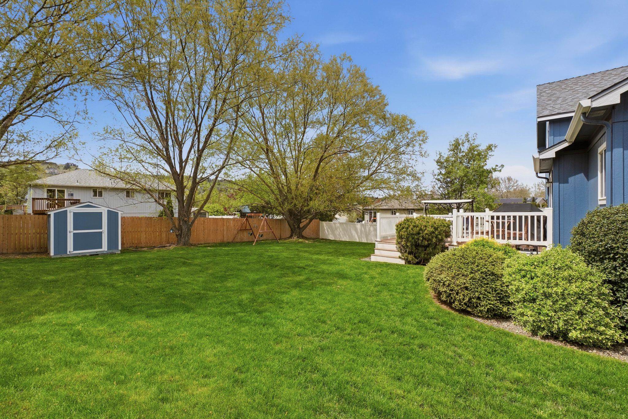 23204 E Main Ave - Photo 32