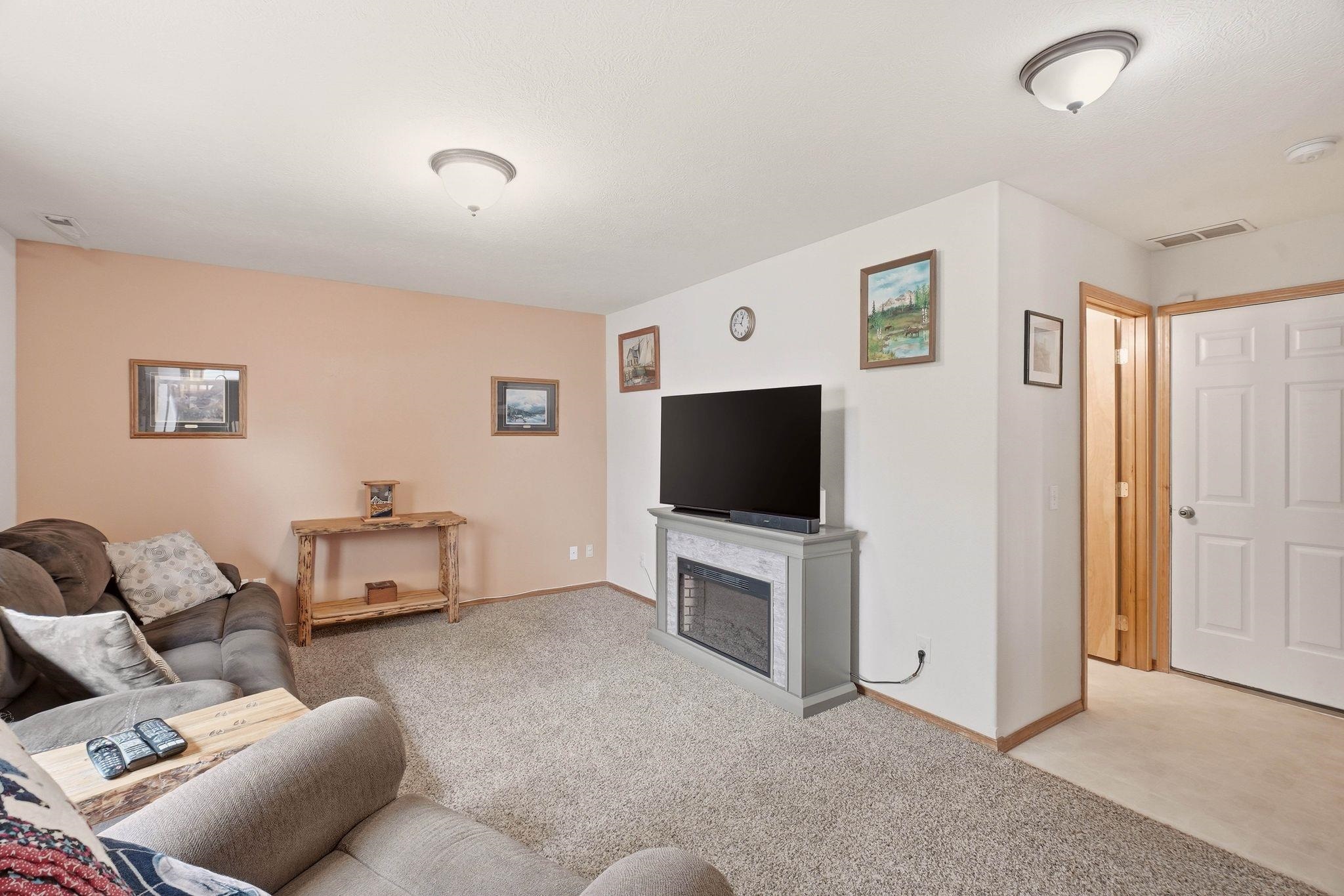 23204 E Main Ave - Photo 8