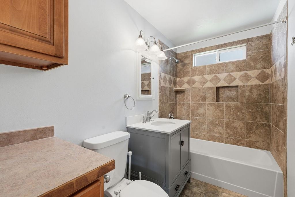 4906 W Princeton Pl - Photo 10