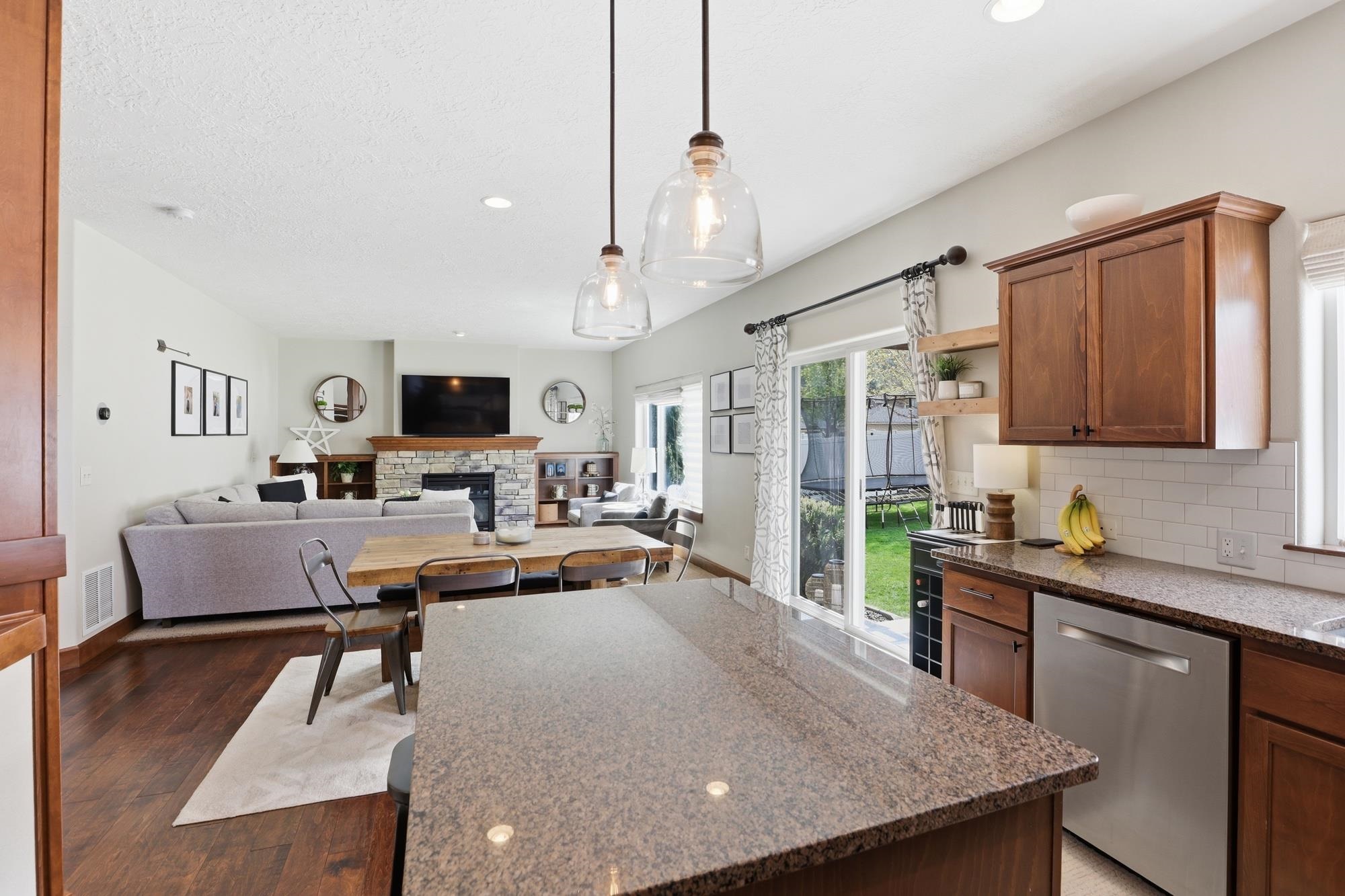24920 E Bergamot Ct - Photo 11