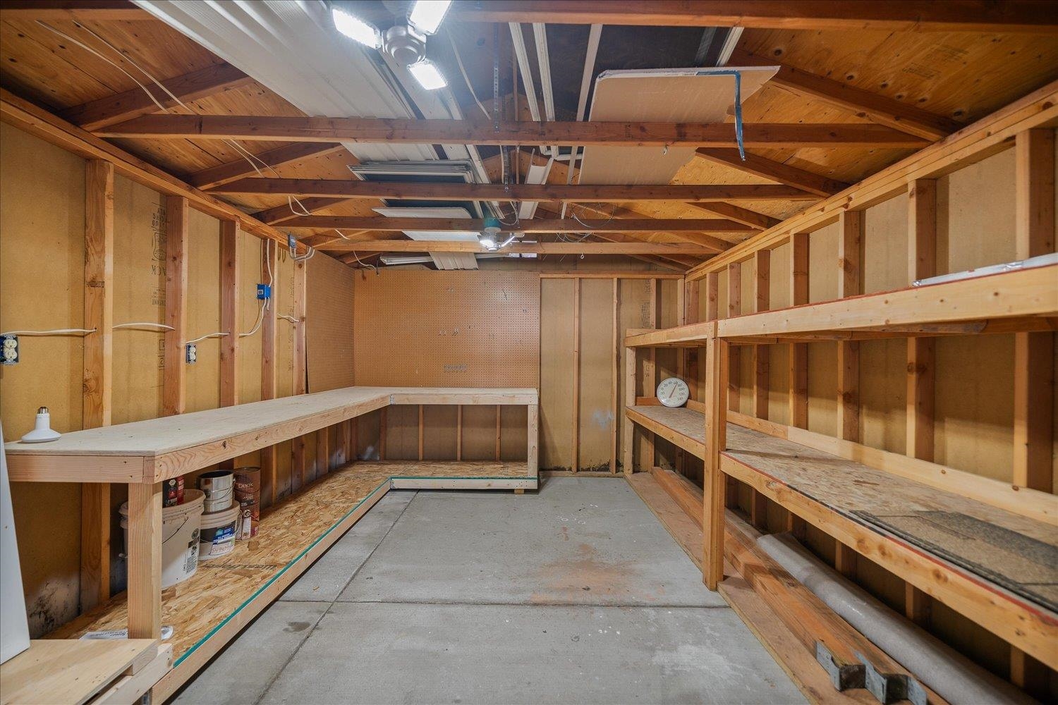 304 S Conklin Rd - Photo 27