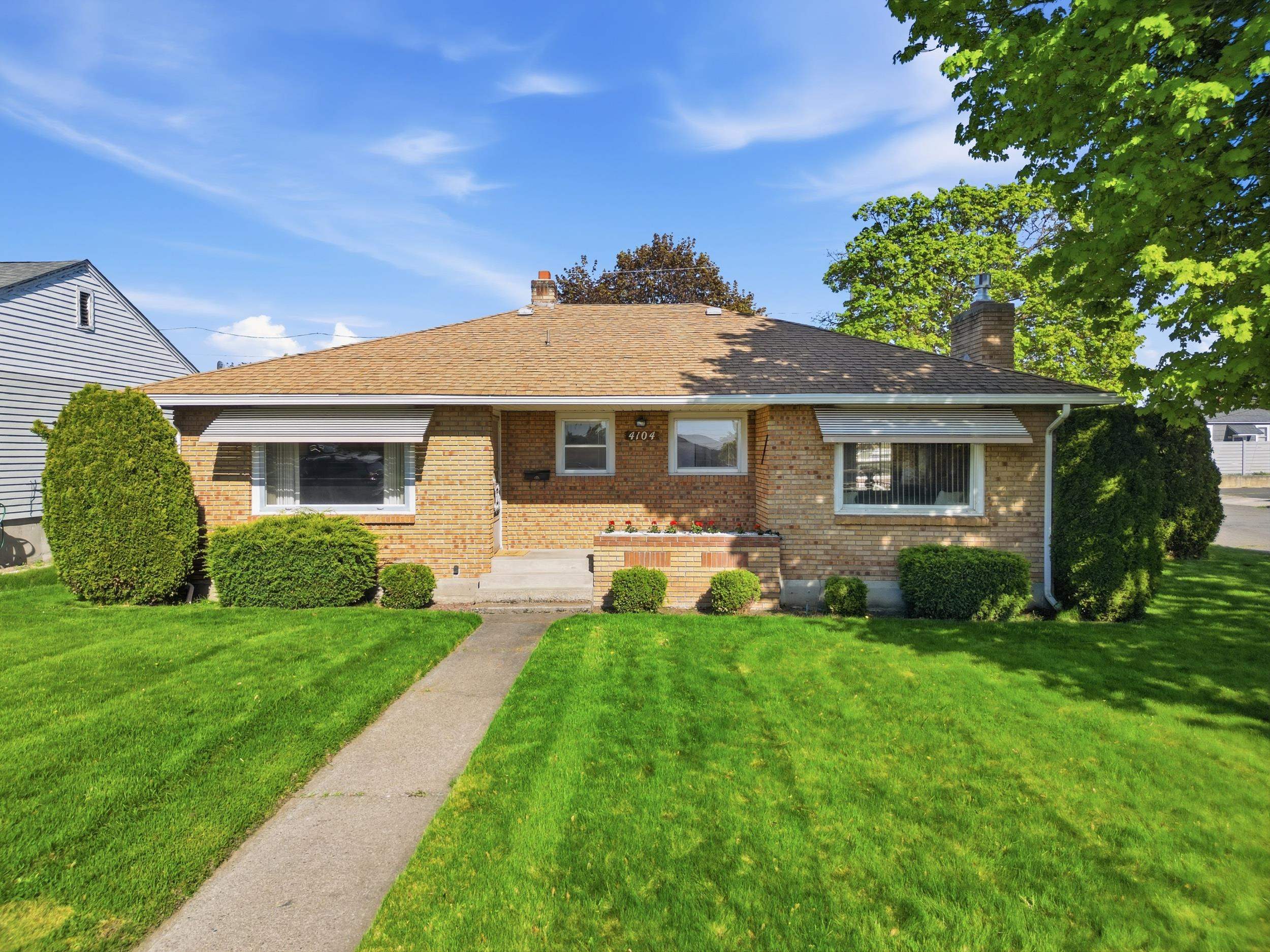 4104 N Elgin St - Photo 1