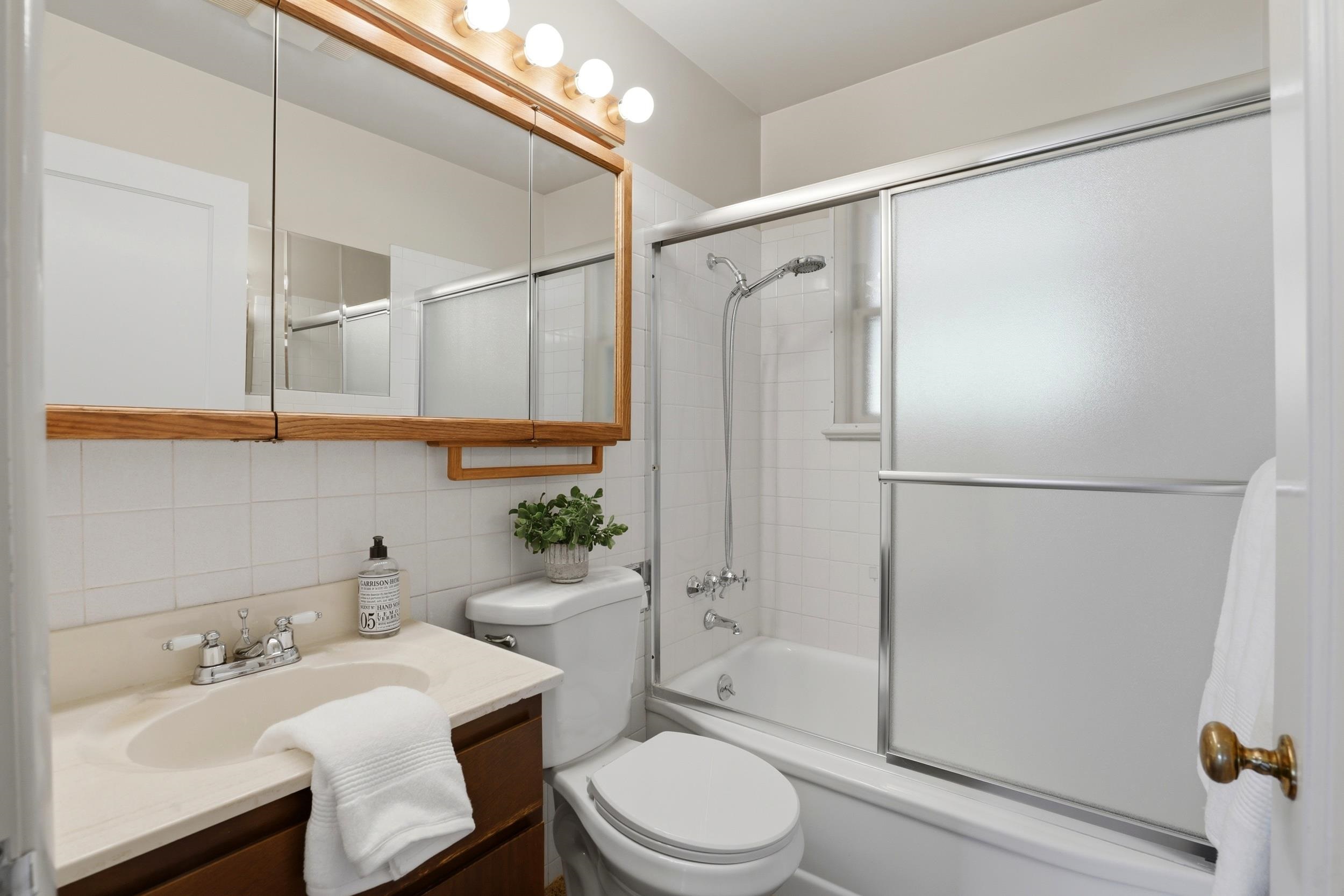 4104 N Elgin St - Photo 12