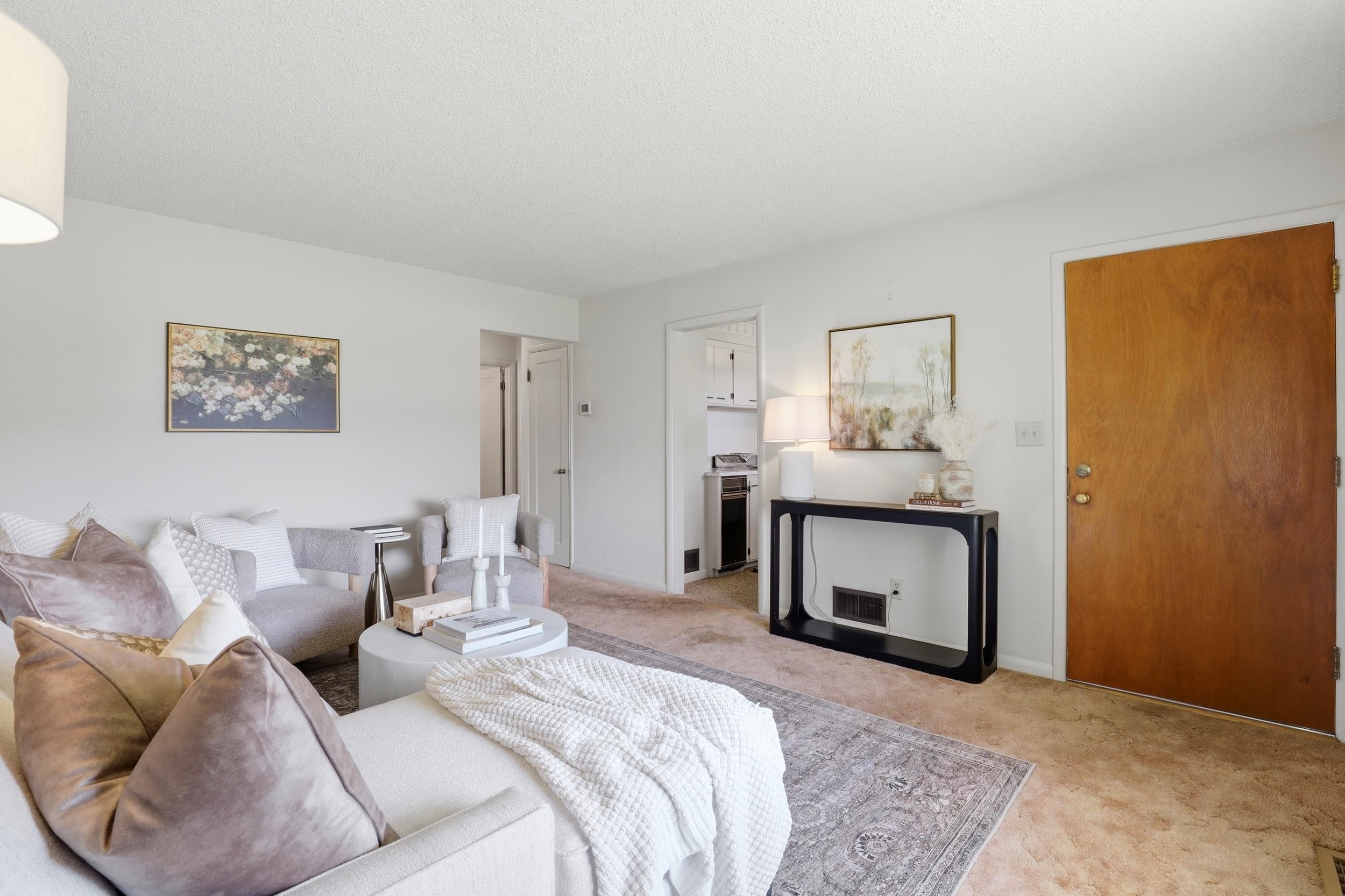 4104 N Elgin St - Photo 5