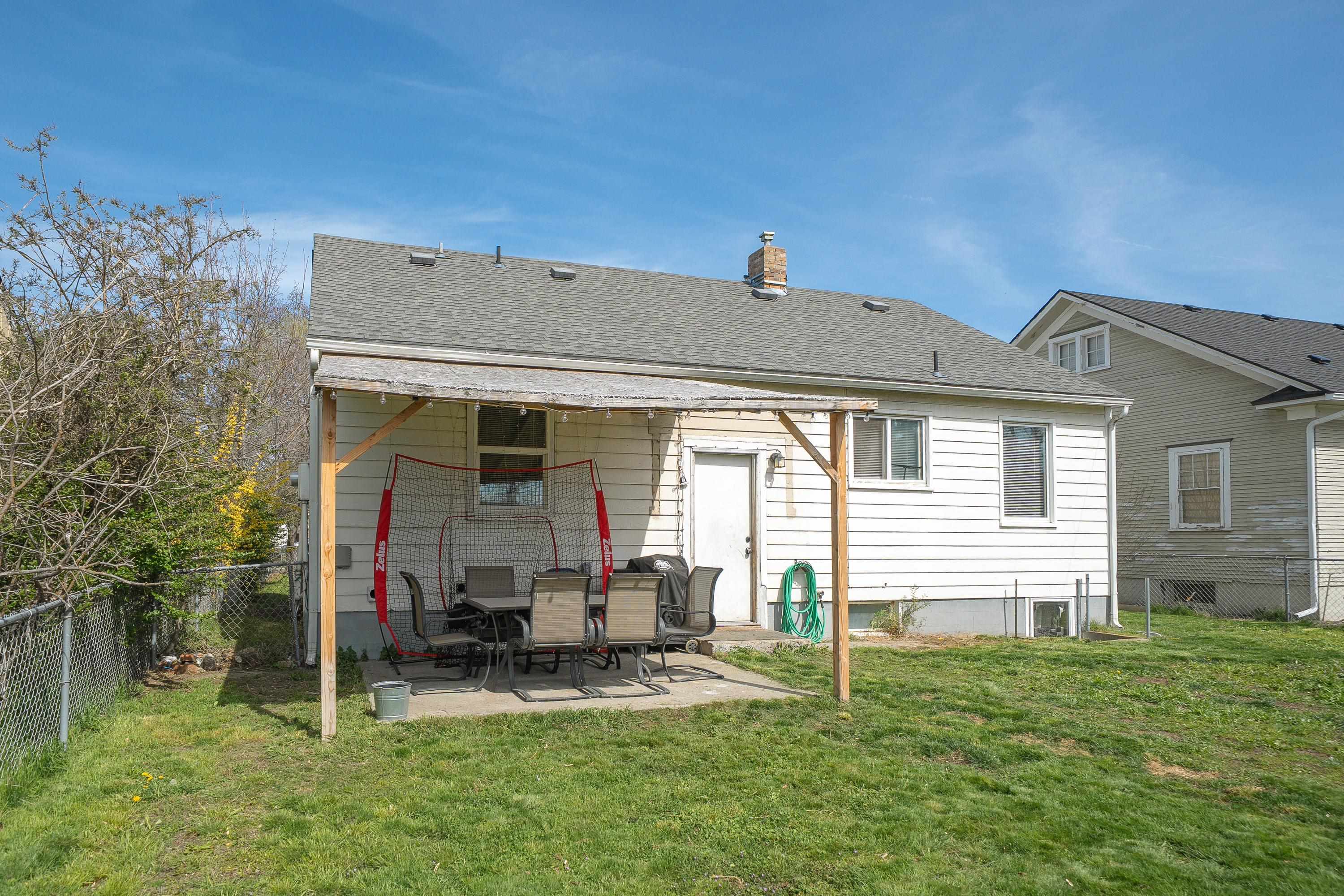 1127 W Kiernan Ave - Photo 24