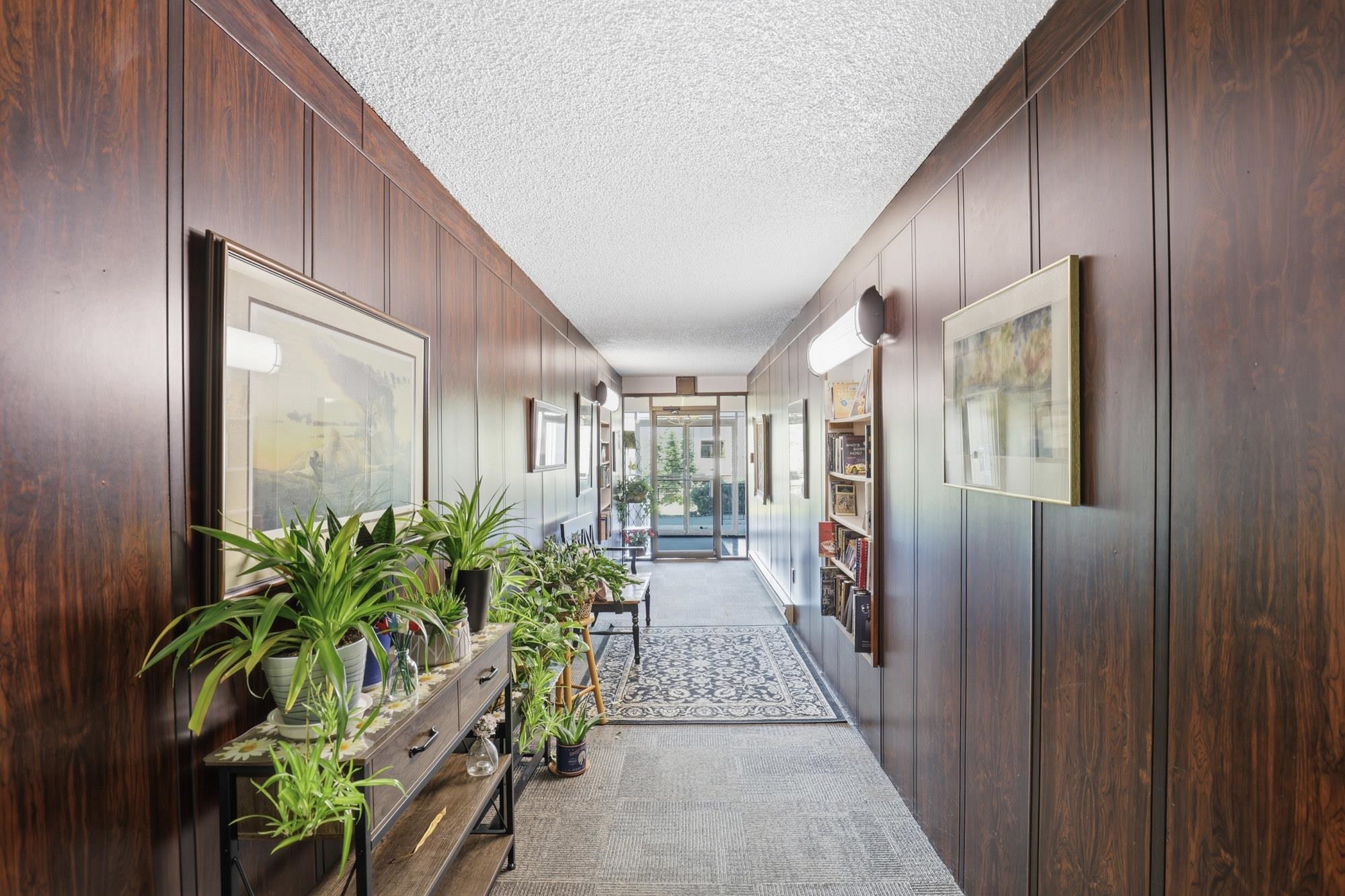 136 E Rockwood Blvd - Photo 30