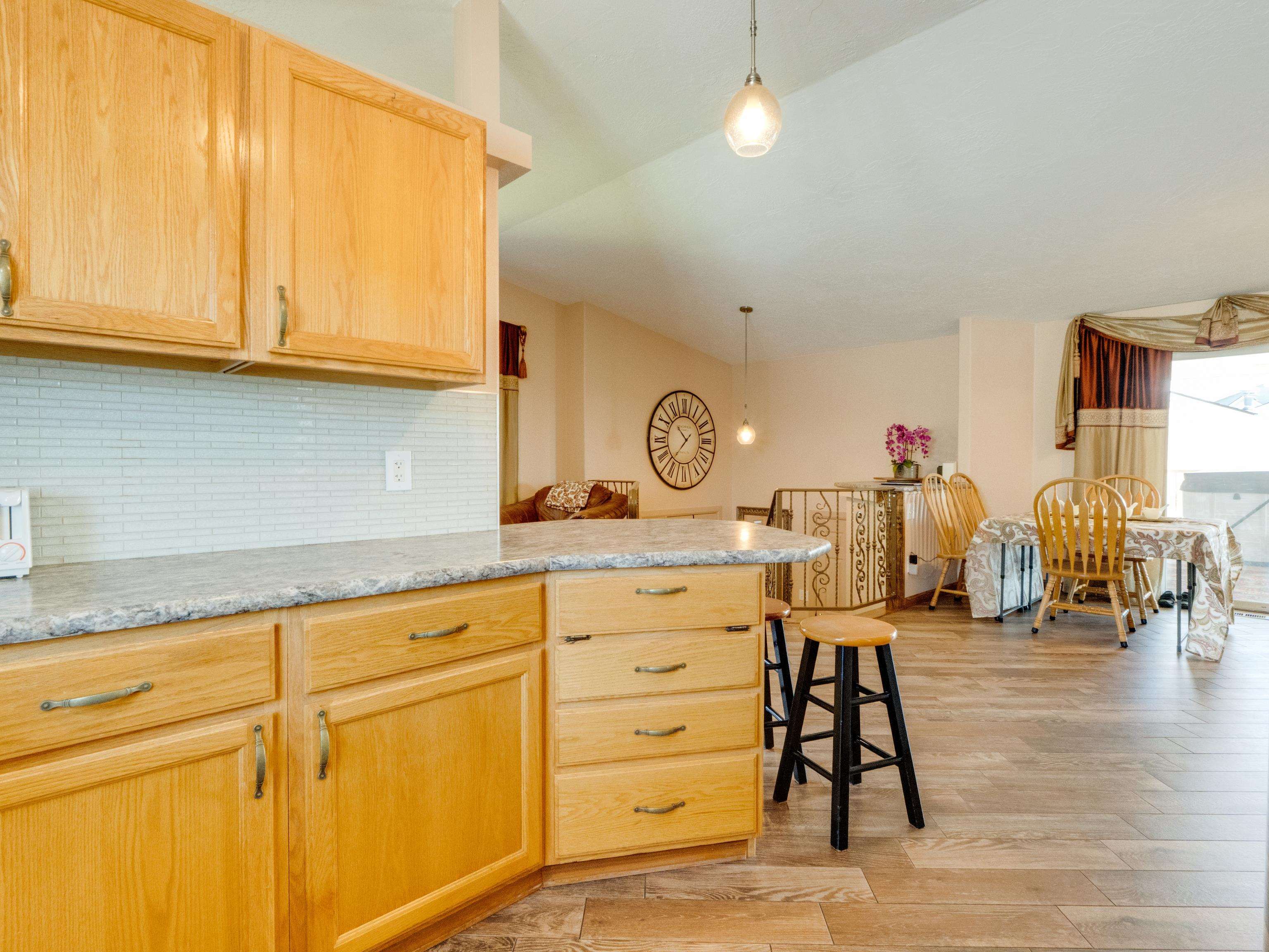 730 E Kathy Lee Ave - Photo 12