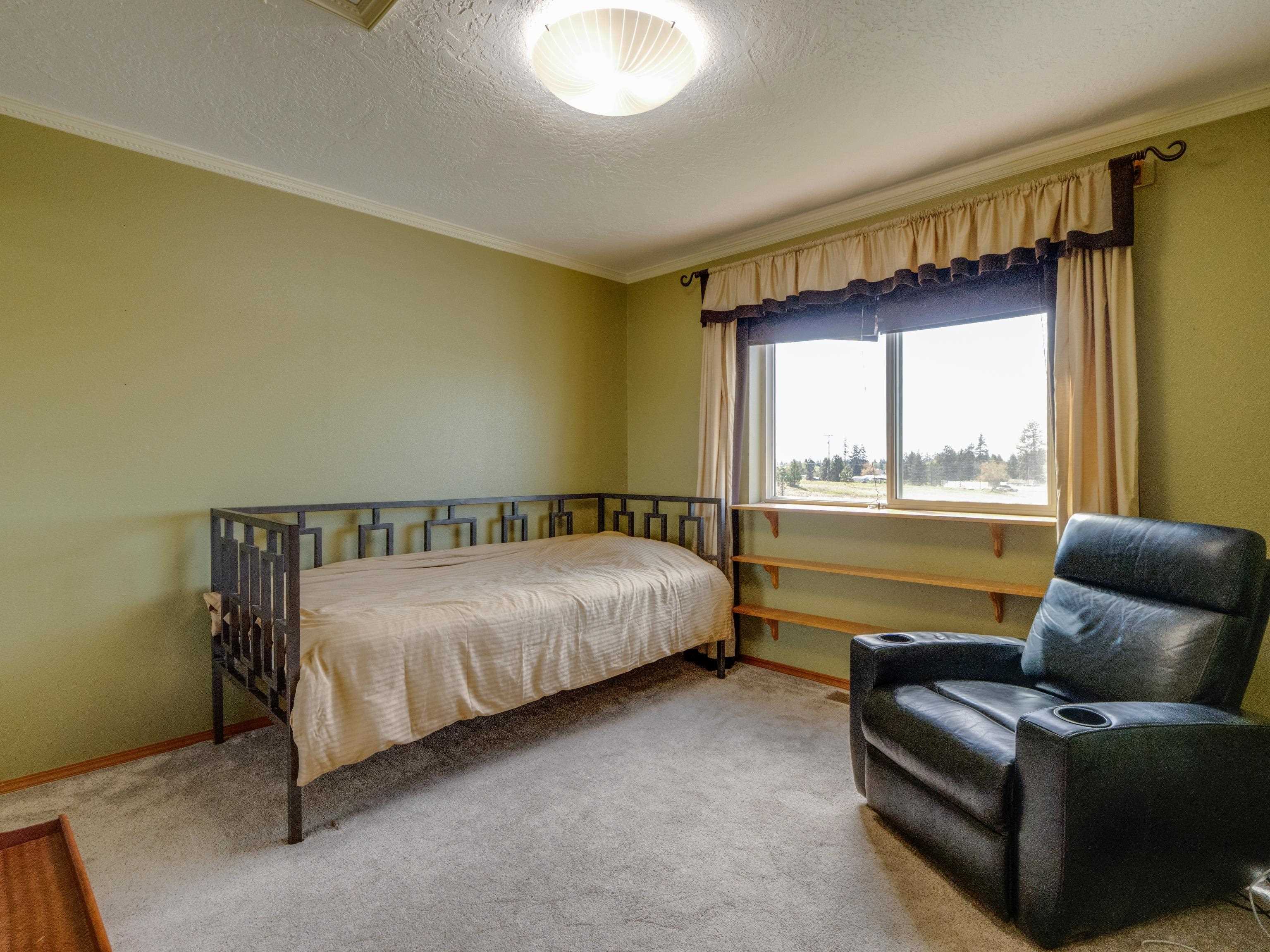 730 E Kathy Lee Ave - Photo 16