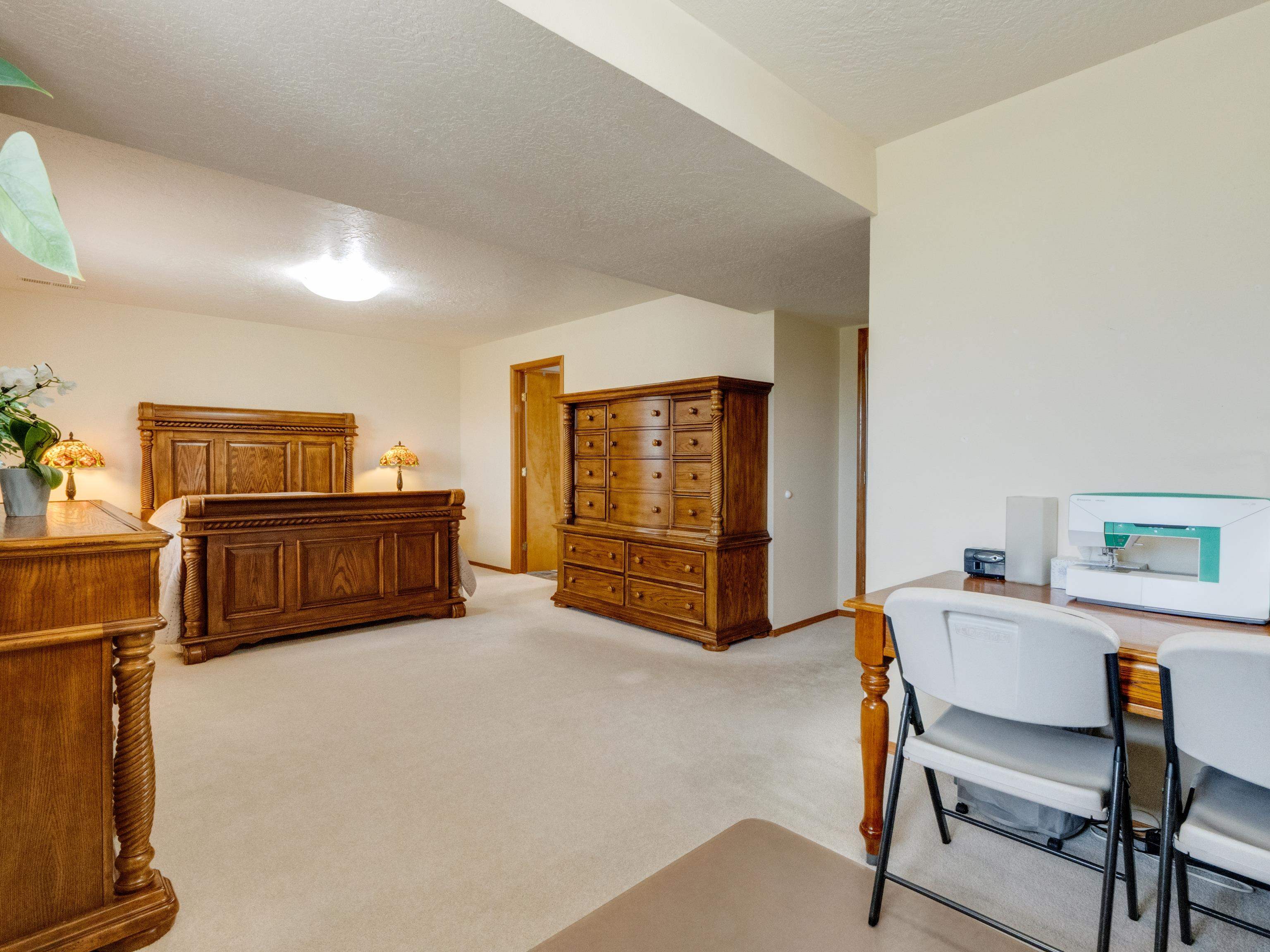 730 E Kathy Lee Ave - Photo 25