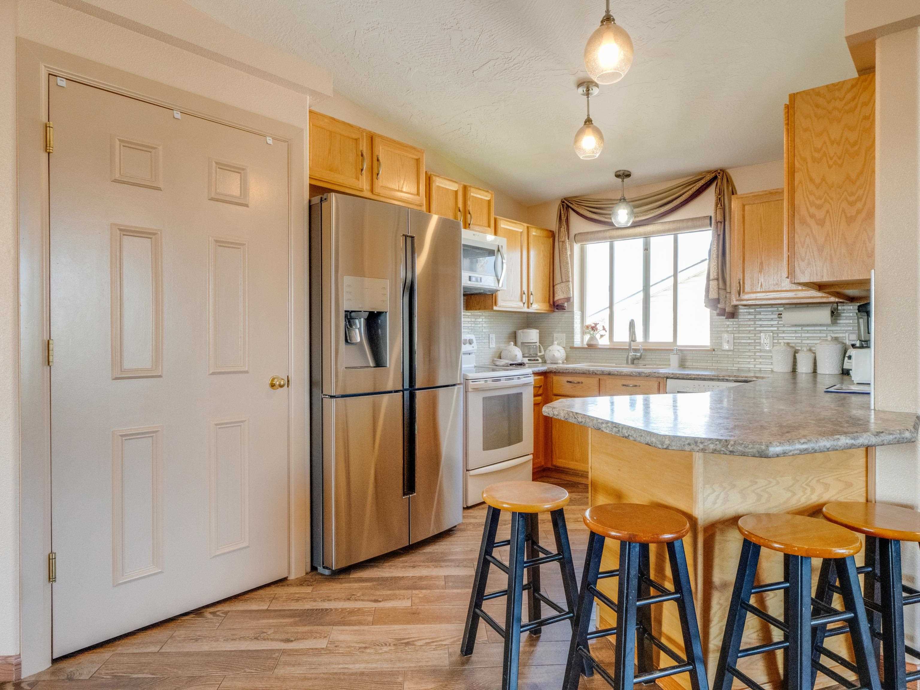 730 E Kathy Lee Ave - Photo 9