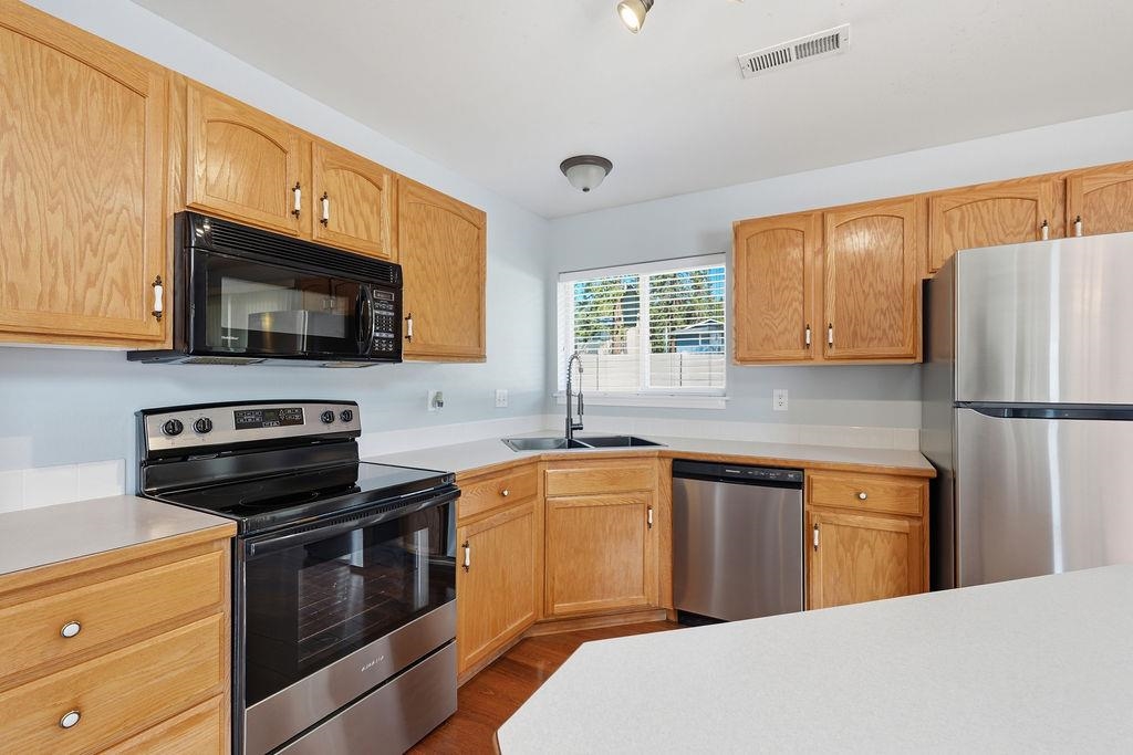 3704 S Brighton Ln - Photo 11