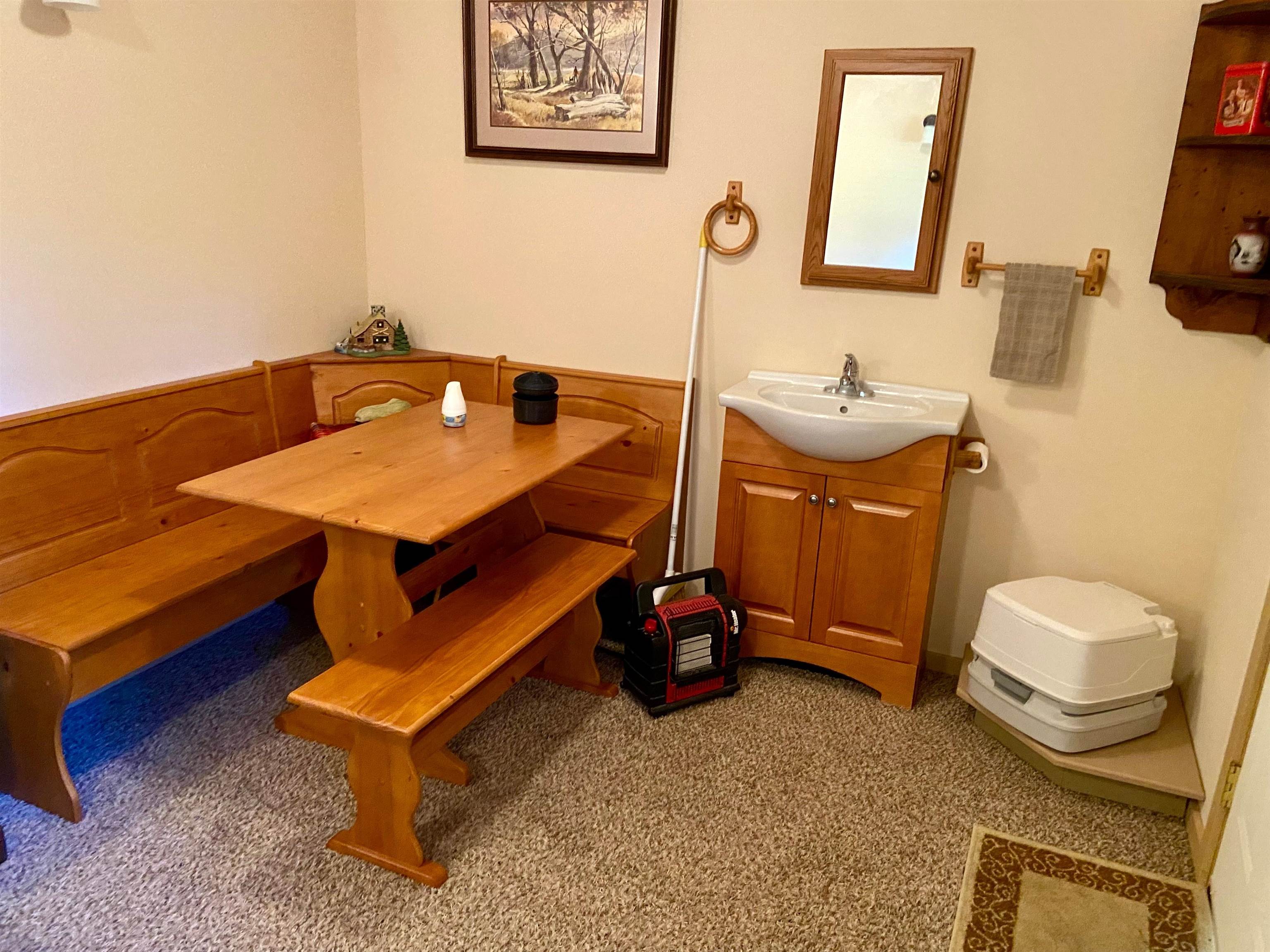 281 Willys Way - Photo 24