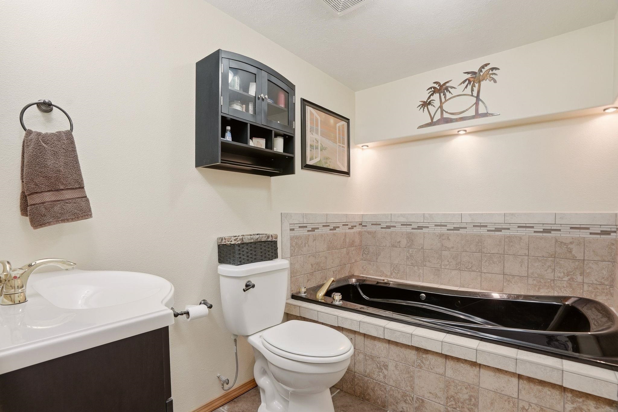 6211 N Blue Skies Ln - Photo 27