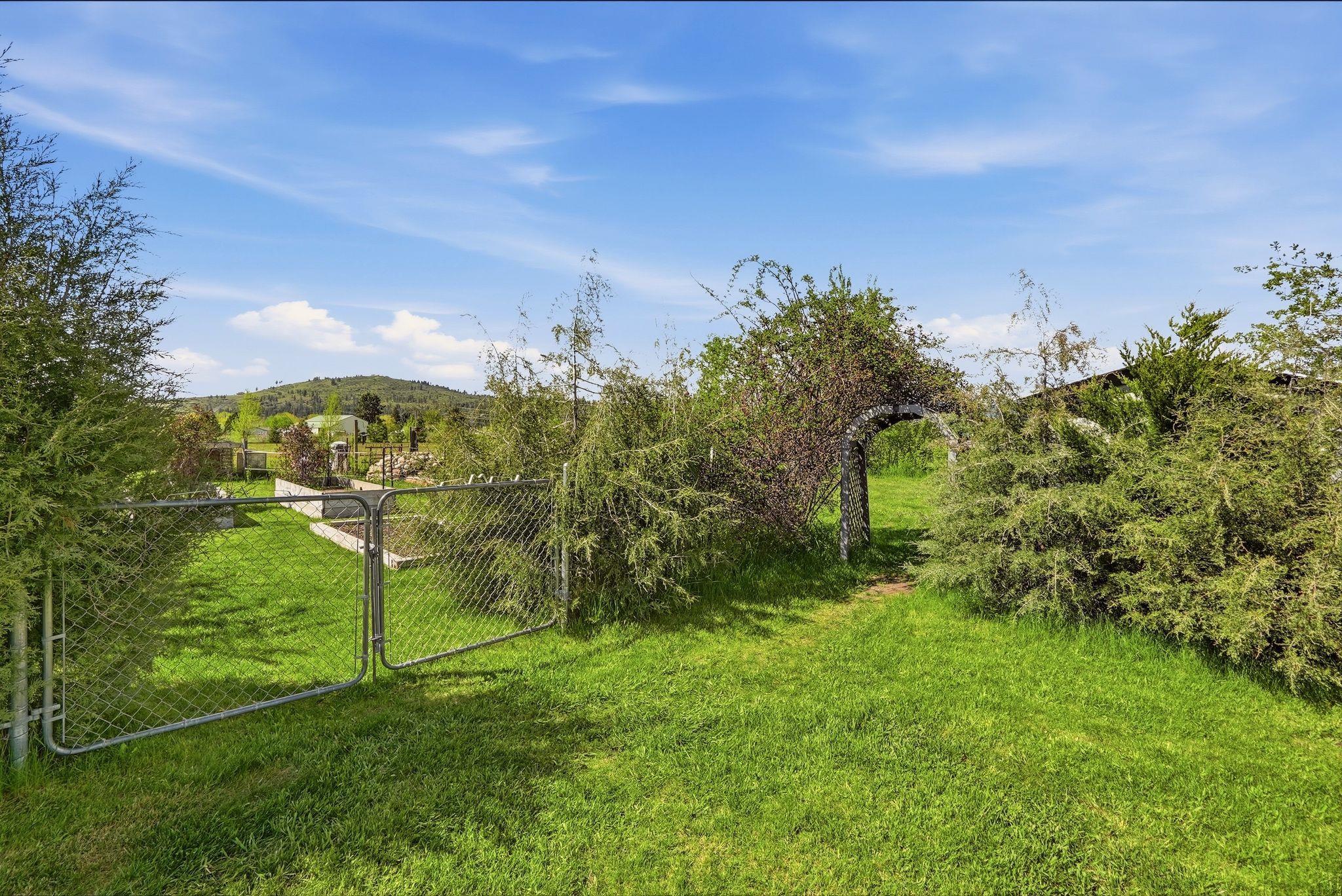 6211 N Blue Skies Ln - Photo 40