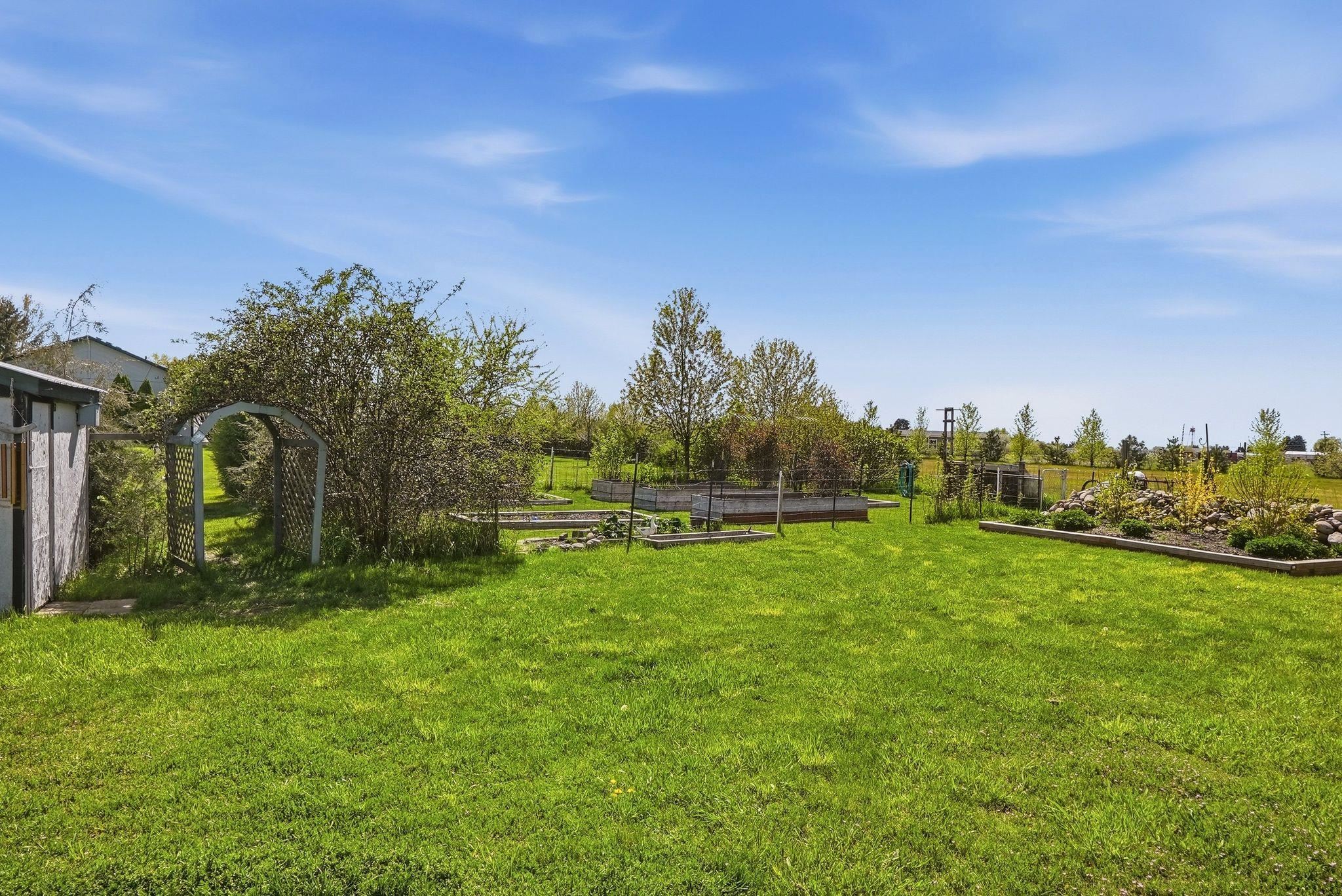 6211 N Blue Skies Ln - Photo 41