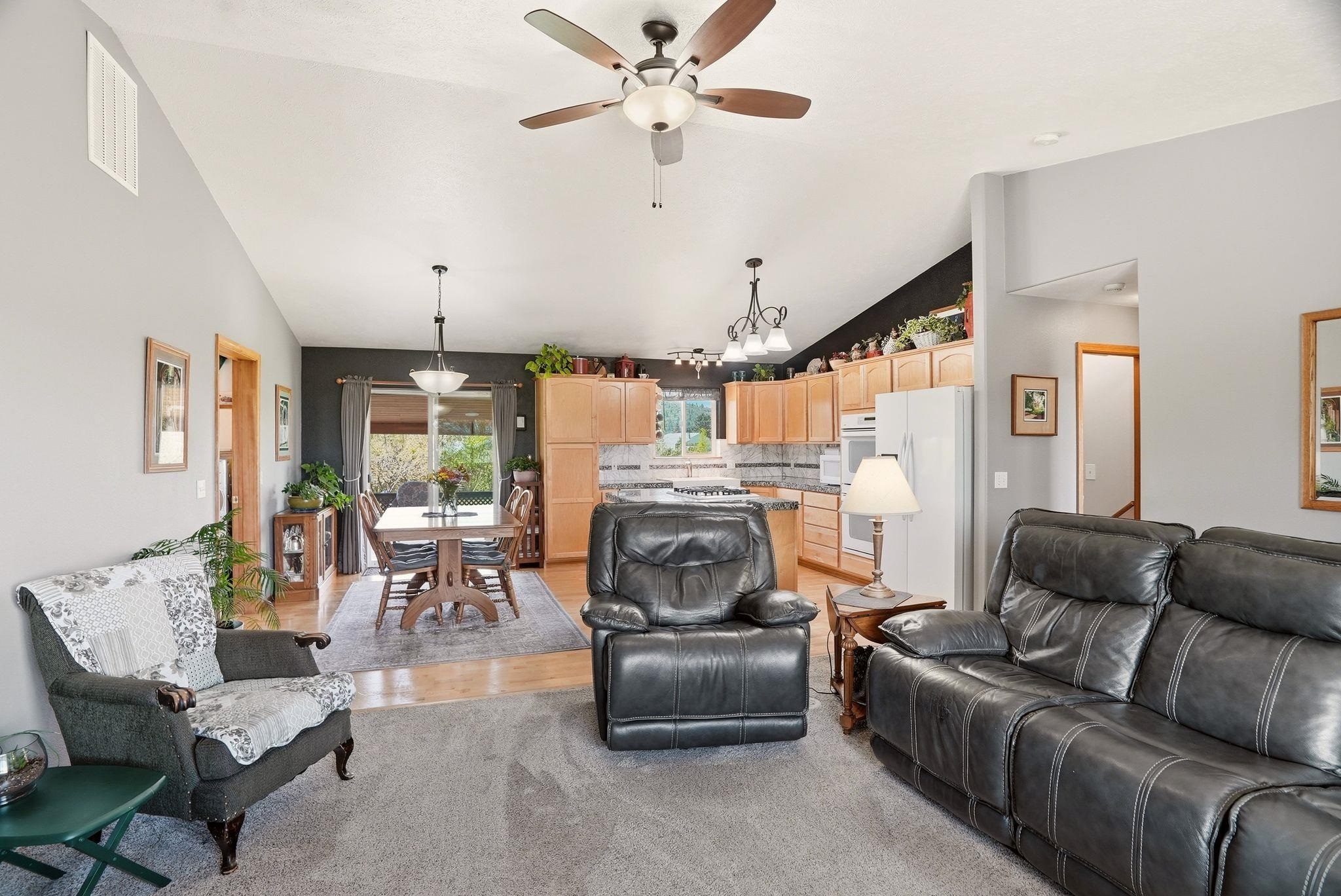 6211 N Blue Skies Ln - Photo 7