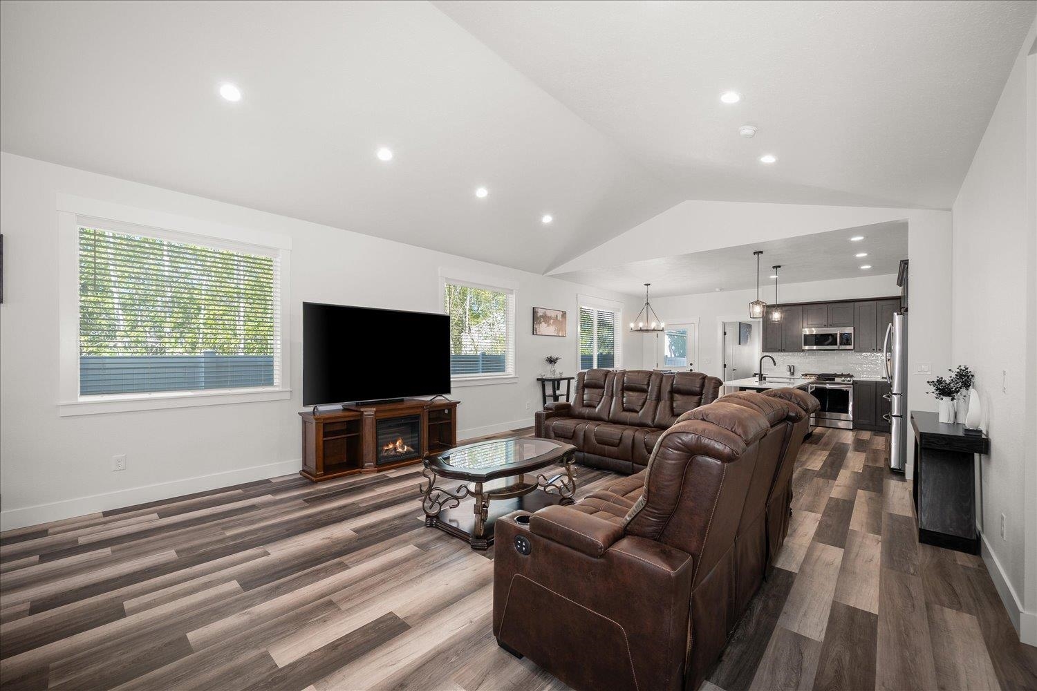 16807 E Baldwin Ave - Photo 5