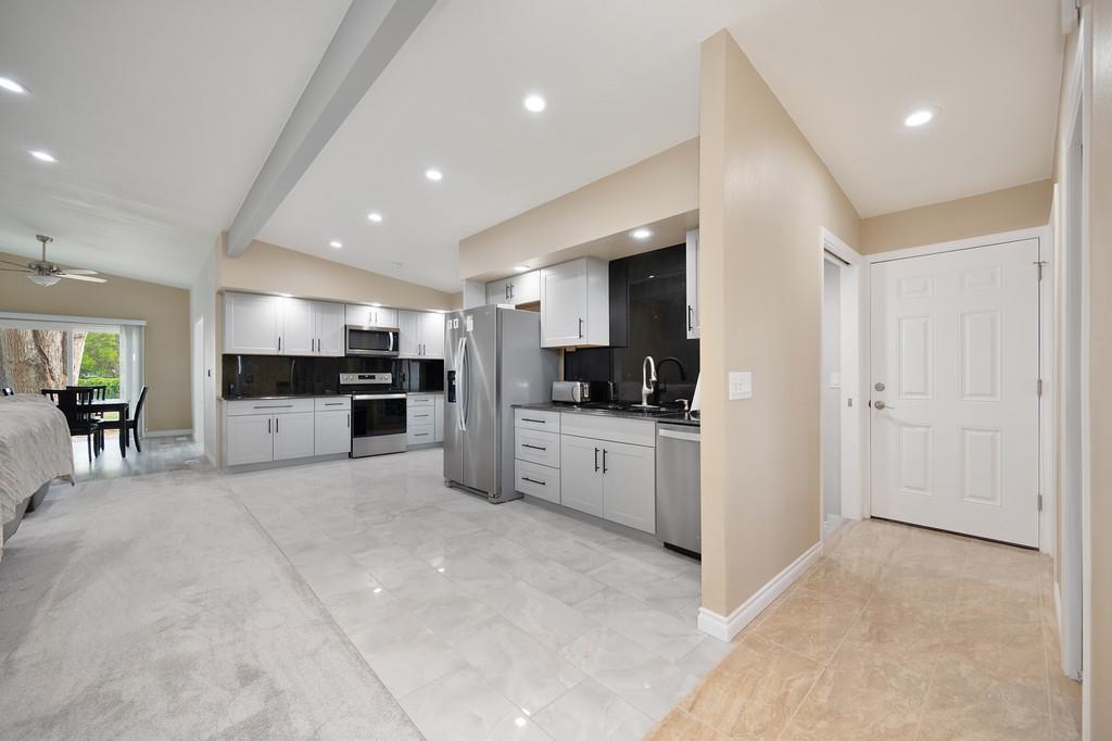 1221 7th St - Photo 13