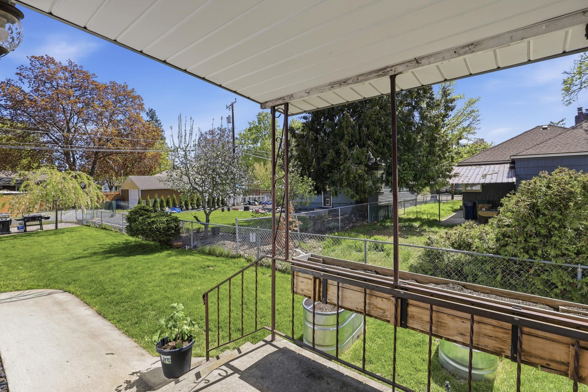 3917 S Grand Blvd - Photo 3