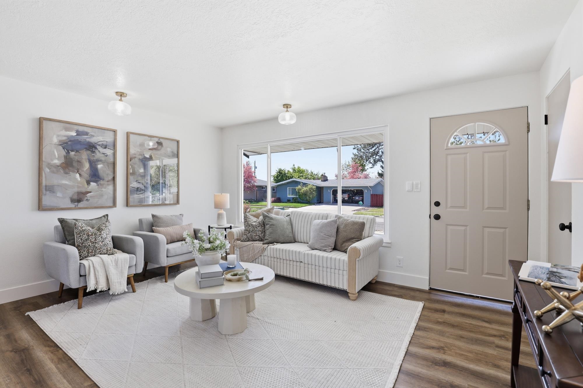 5828 N Birch Pl - Photo 3