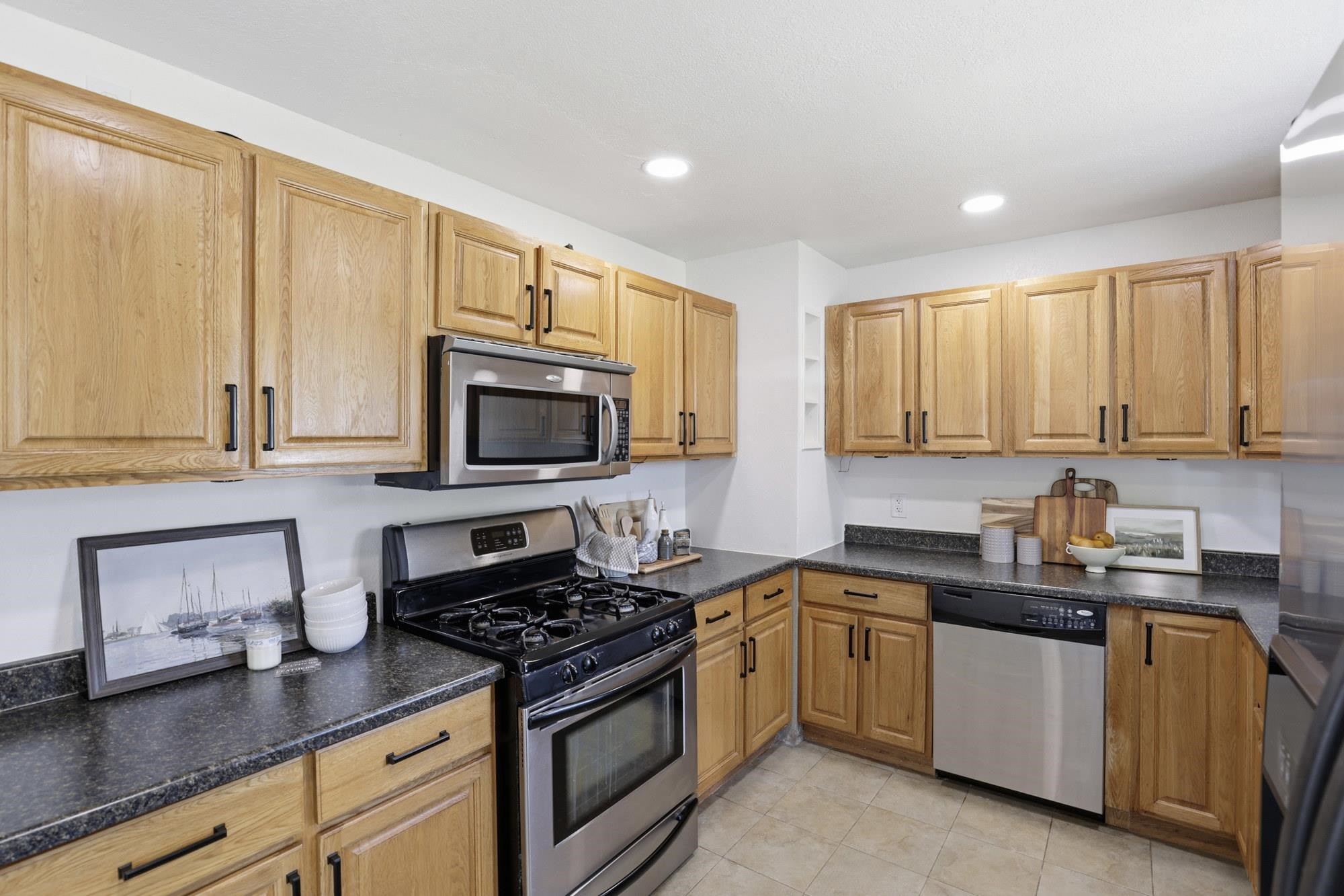 5828 N Birch Pl - Photo 10