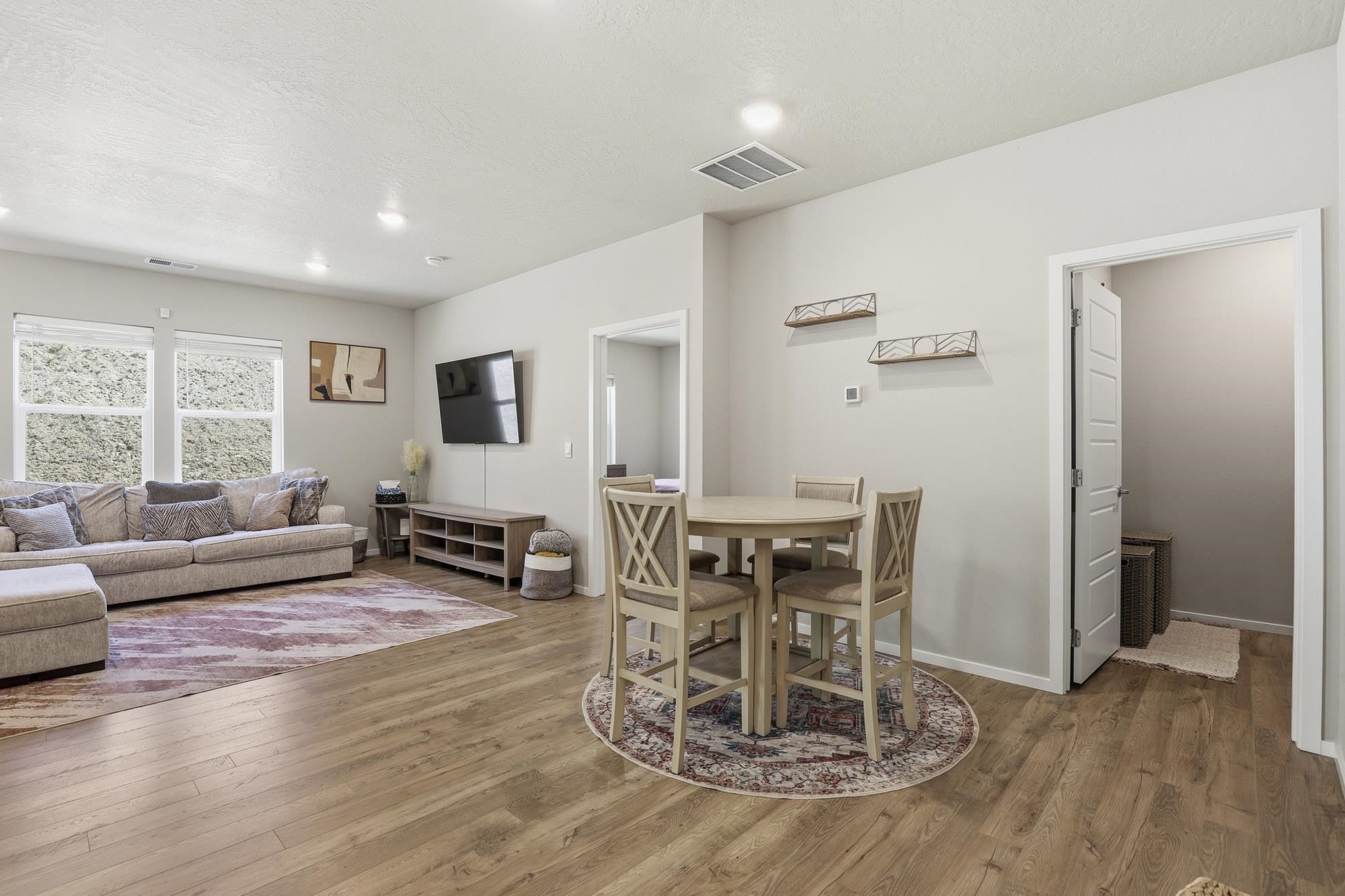 8009 S Avery Rd - Photo 11