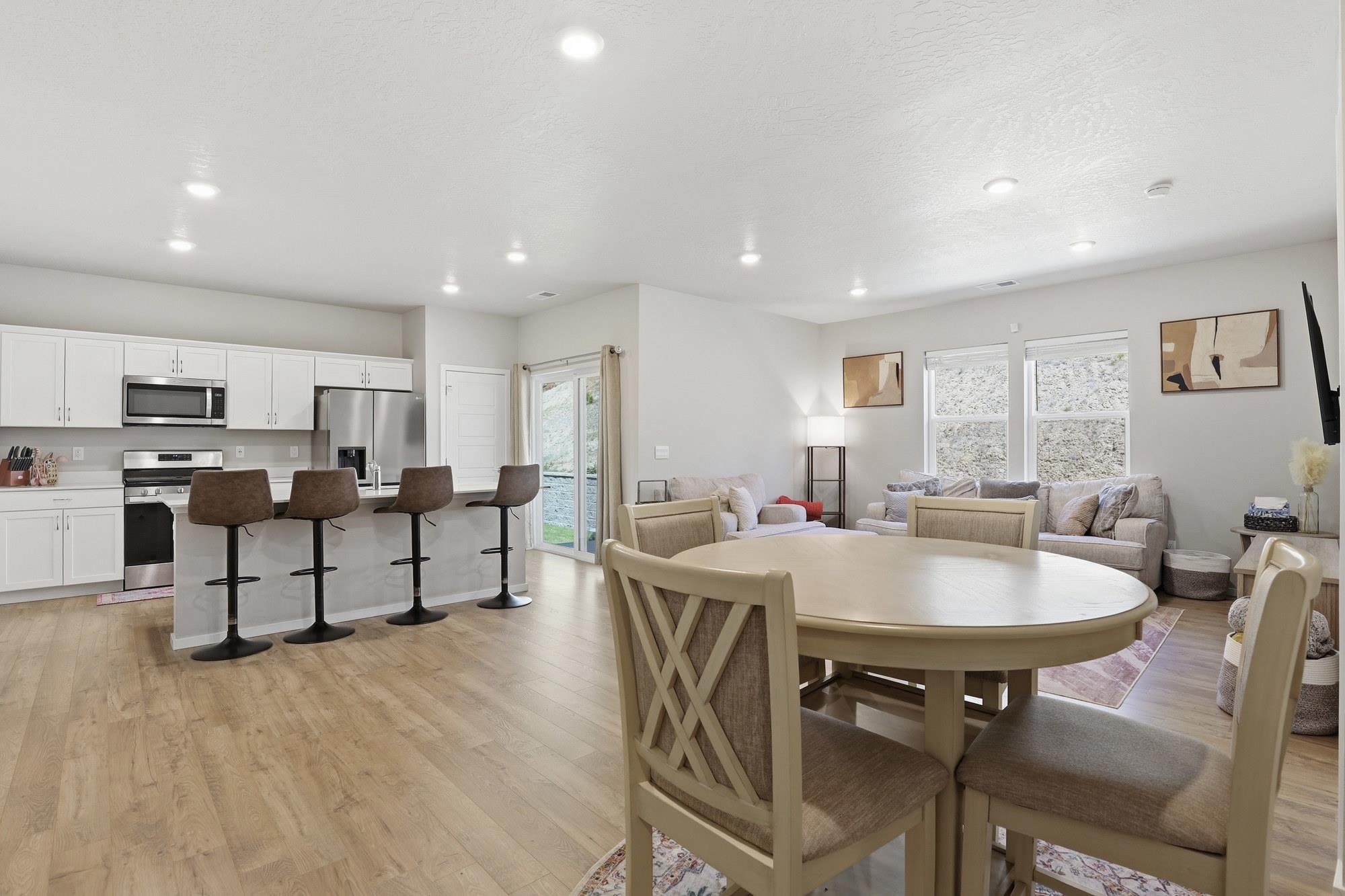 8009 S Avery Rd - Photo 10