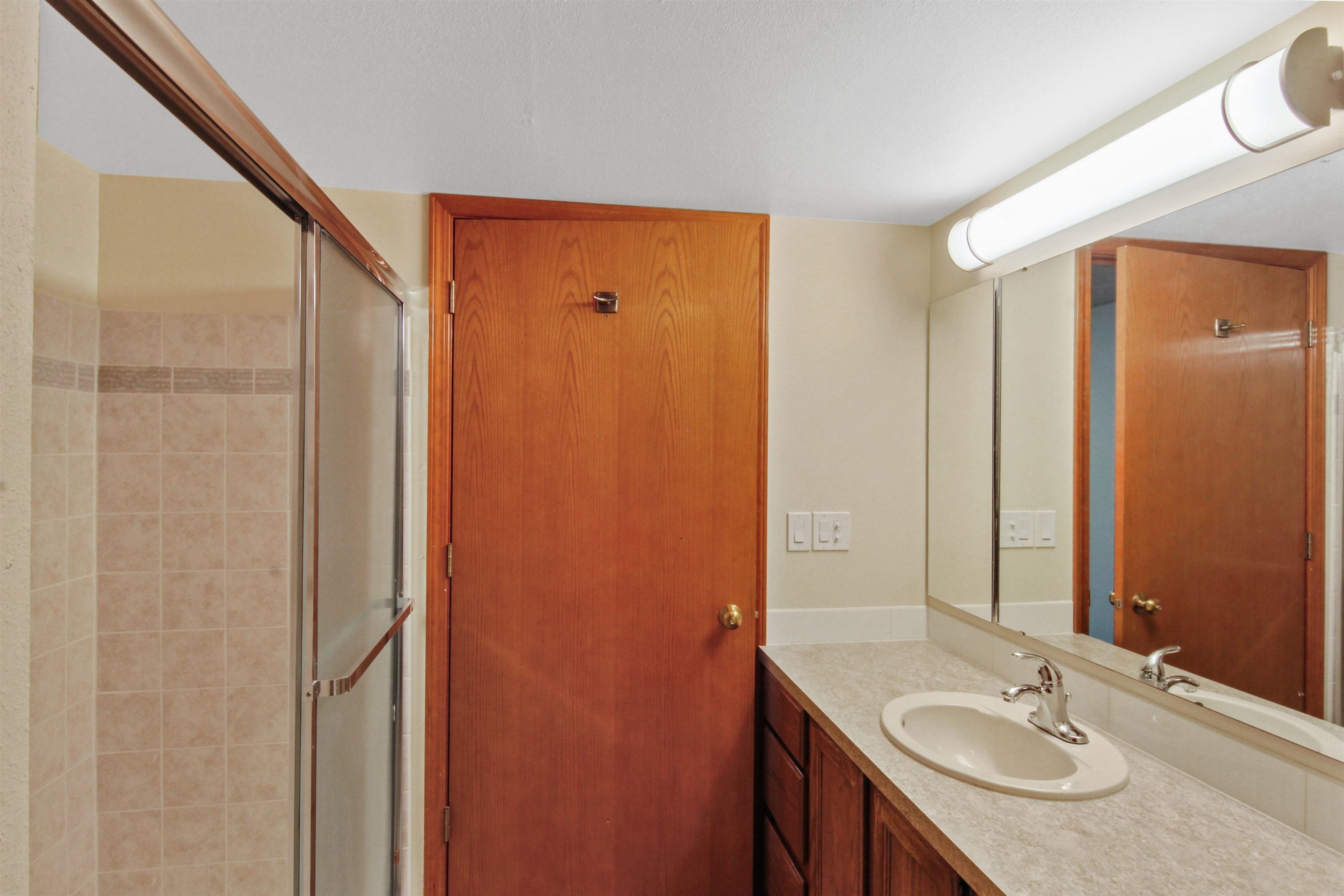 221 E Rockwood Blvd - Photo 10