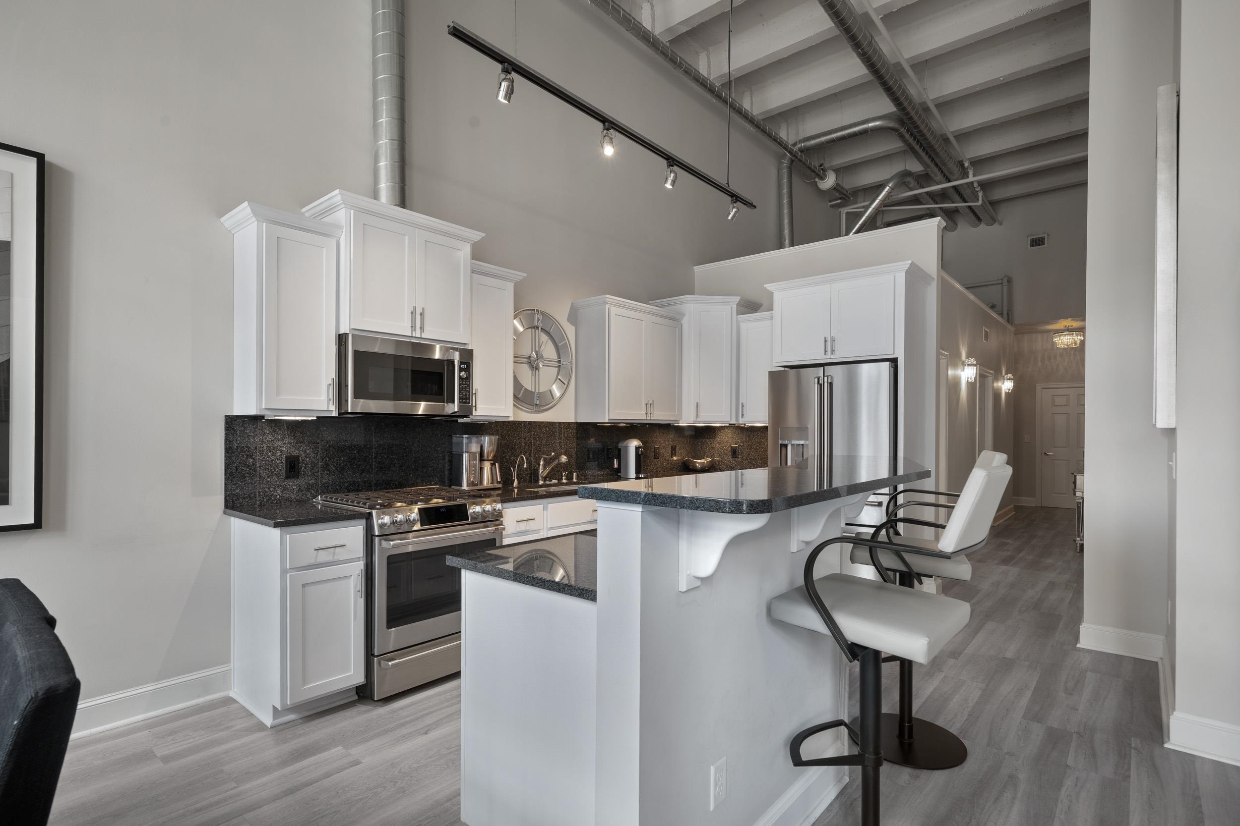 809 W Main Ave - Photo 13