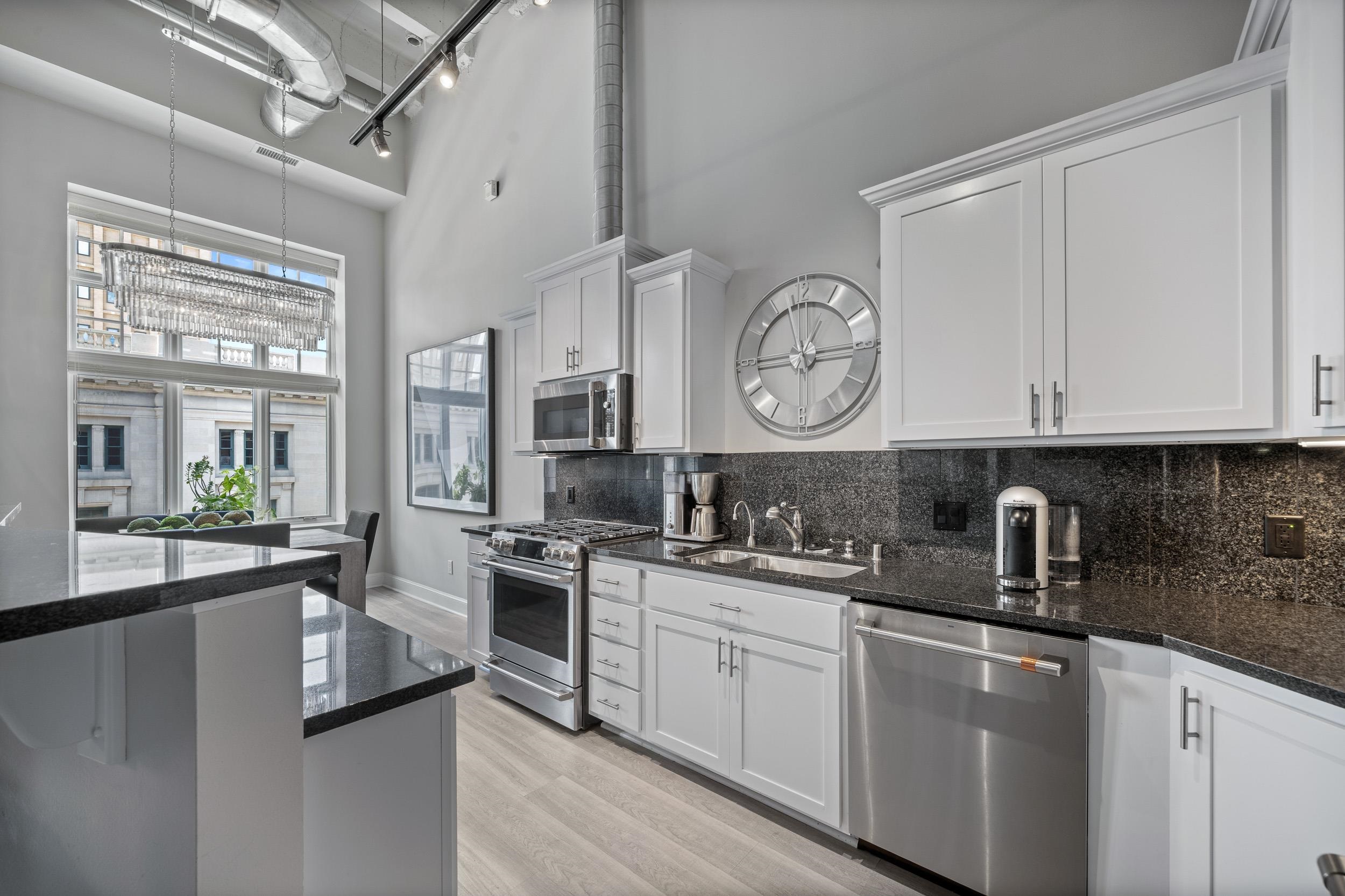 809 W Main Ave - Photo 16