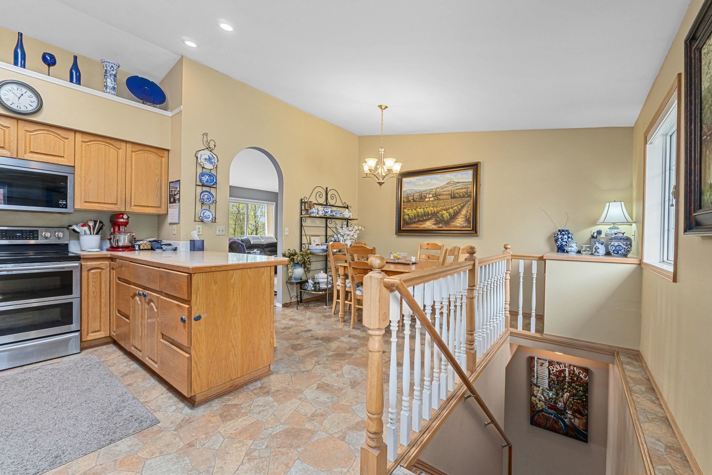 620 E 10th Ave - Photo 14