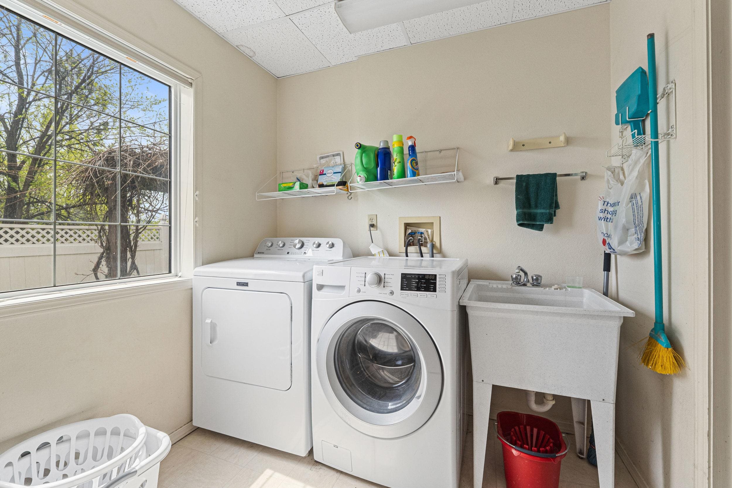 620 E 10th Ave - Photo 33
