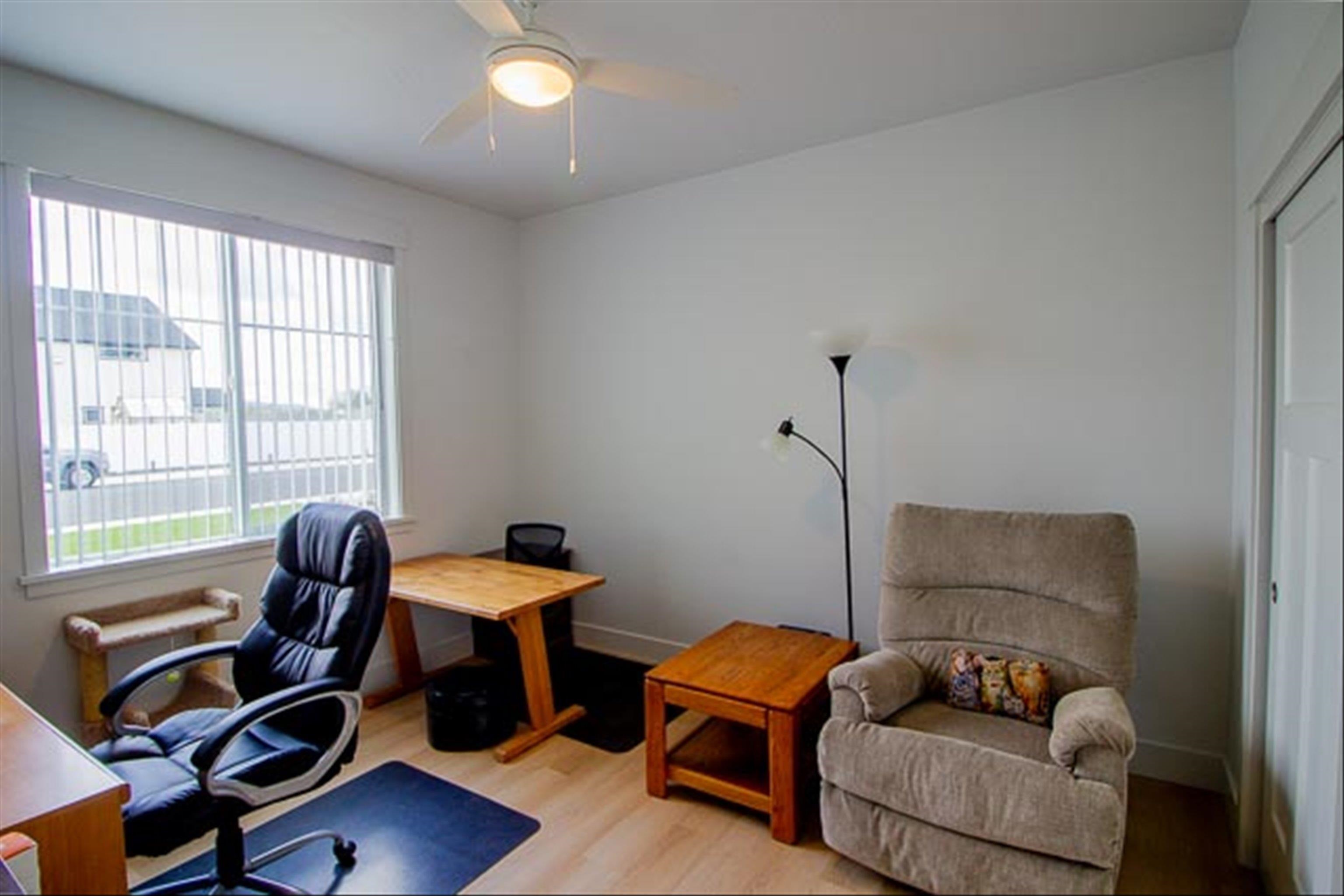 1262 N Park Ave - Photo 16